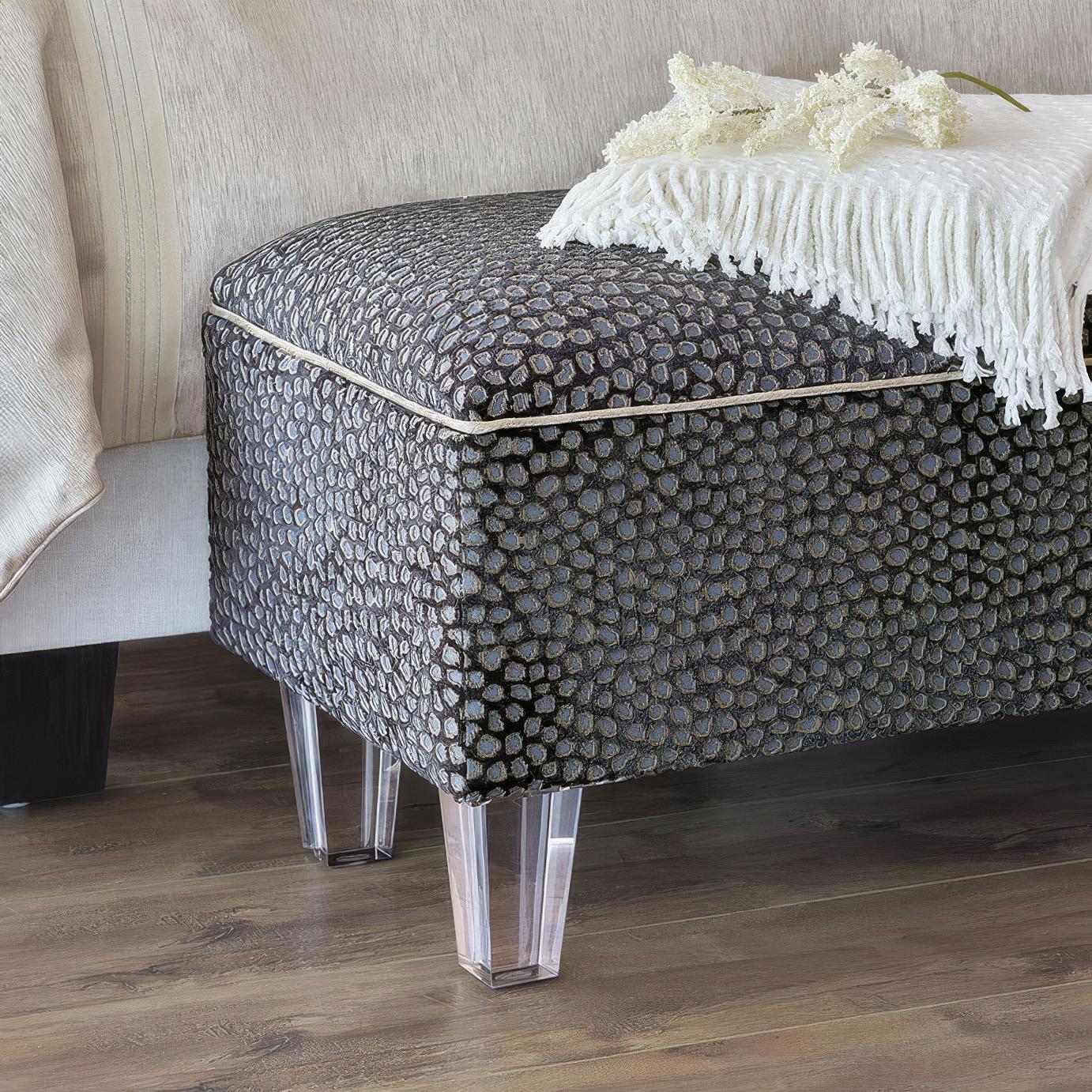 Hollywood Regency Bench In New Condition For Sale In Westwood, NJ
