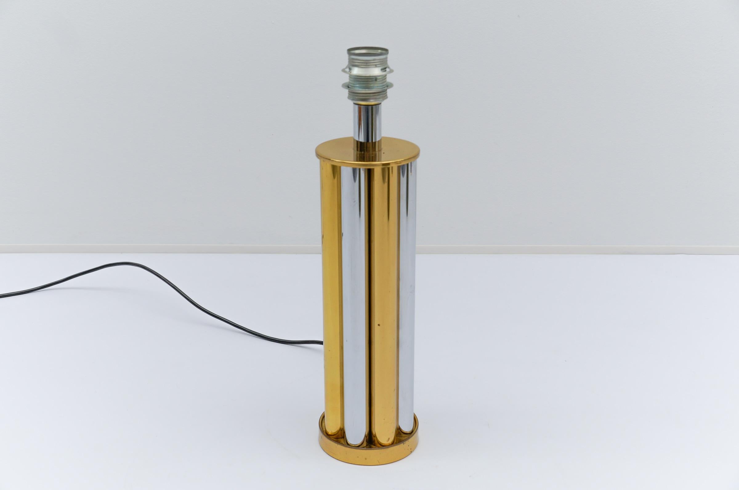 The lamps measure 46cm up to the socket.
