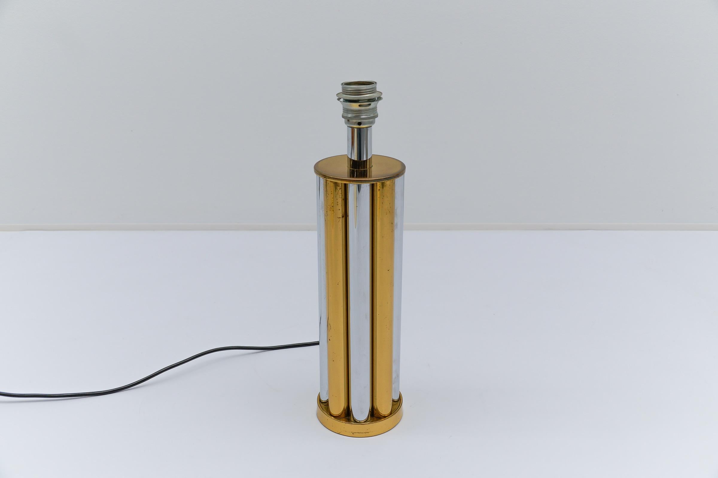 The lamps measure 46cm up to the socket.
