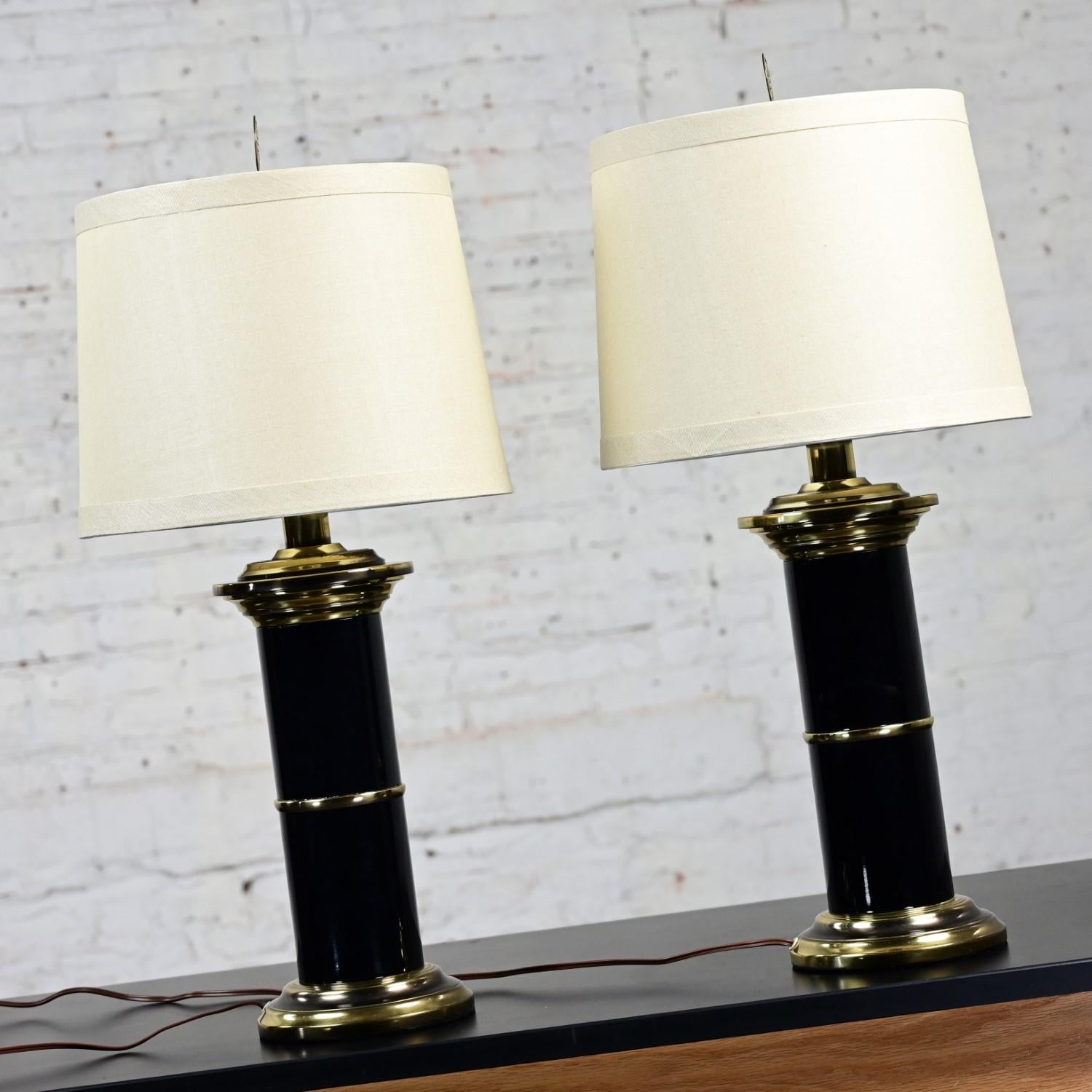 Hollywood Regency Black & Brass Plated Column Table Lamps Asian Finials a Pair For Sale 5