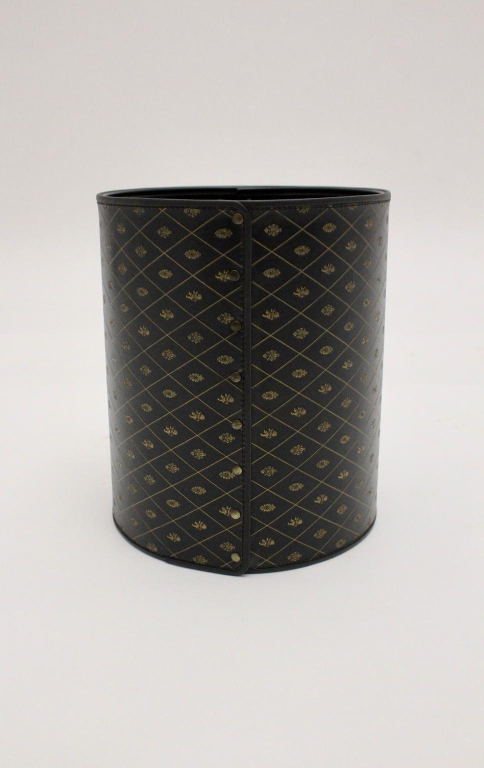 Hollywood Regency Black Gold Leather Paper Basket, 1970, France For Sale 4