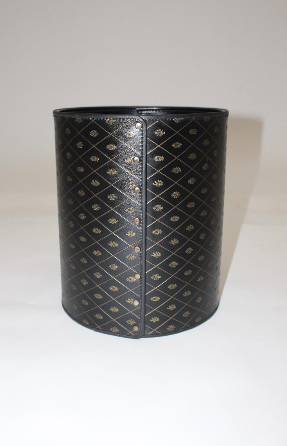 Hollywood Regency Black Gold Leather Paper Basket, 1970, France For Sale 5