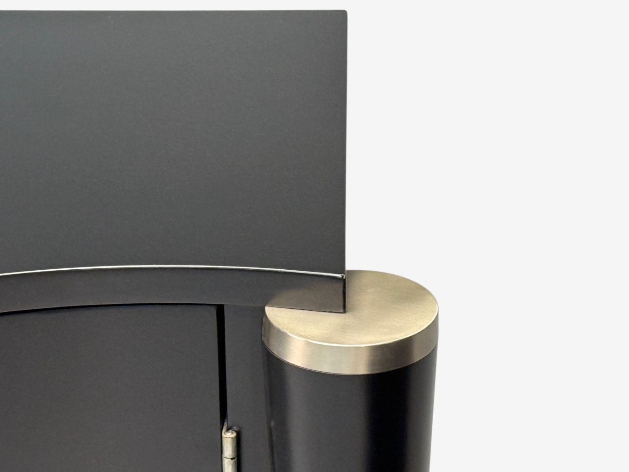Hollywood Regency, Black Lacquer, Chrome, Nightstands, USA, 1970s For Sale 3