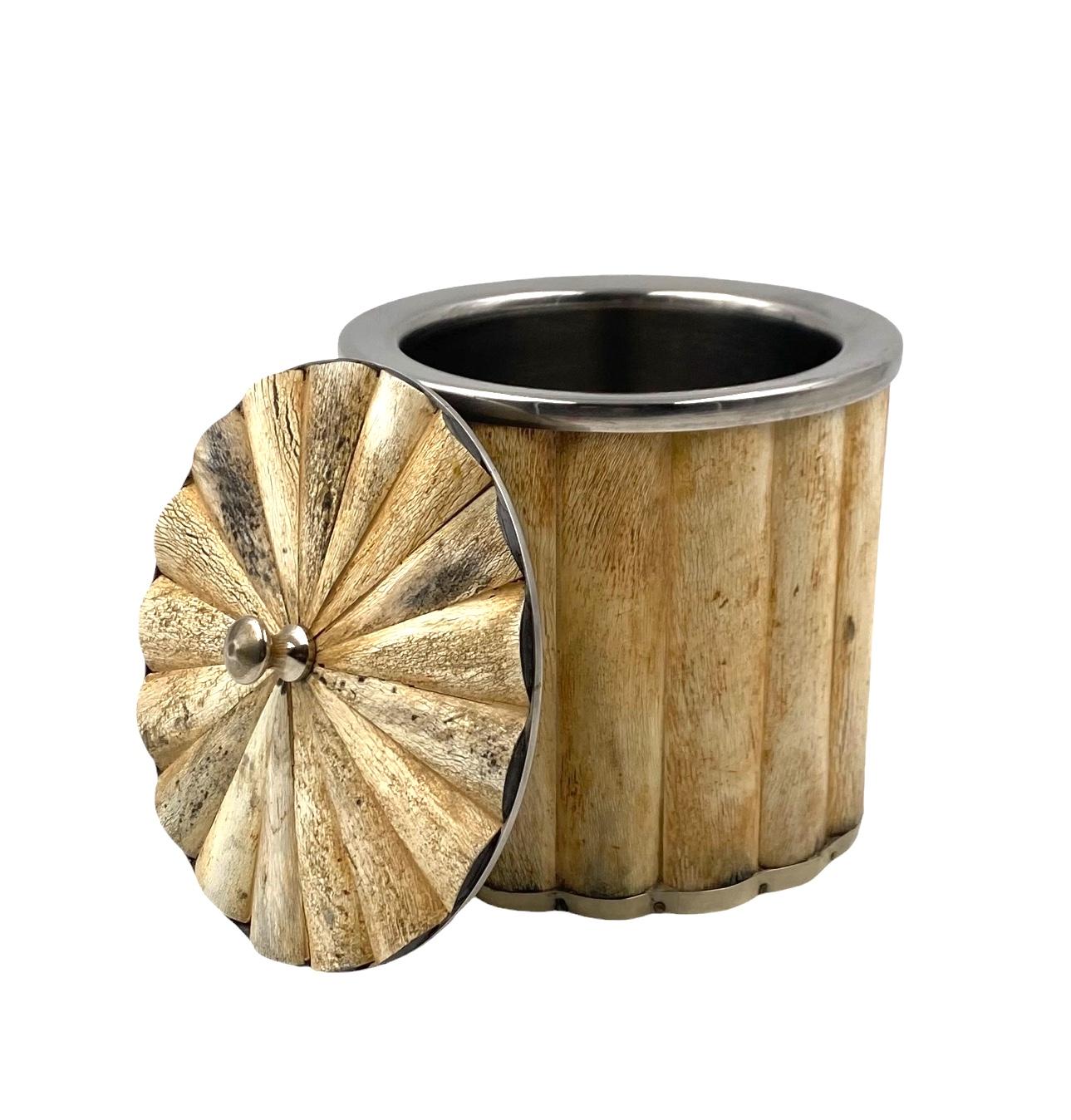 Hollywood regency bone and brass ice bucket, Italy 1970s in vendita 3