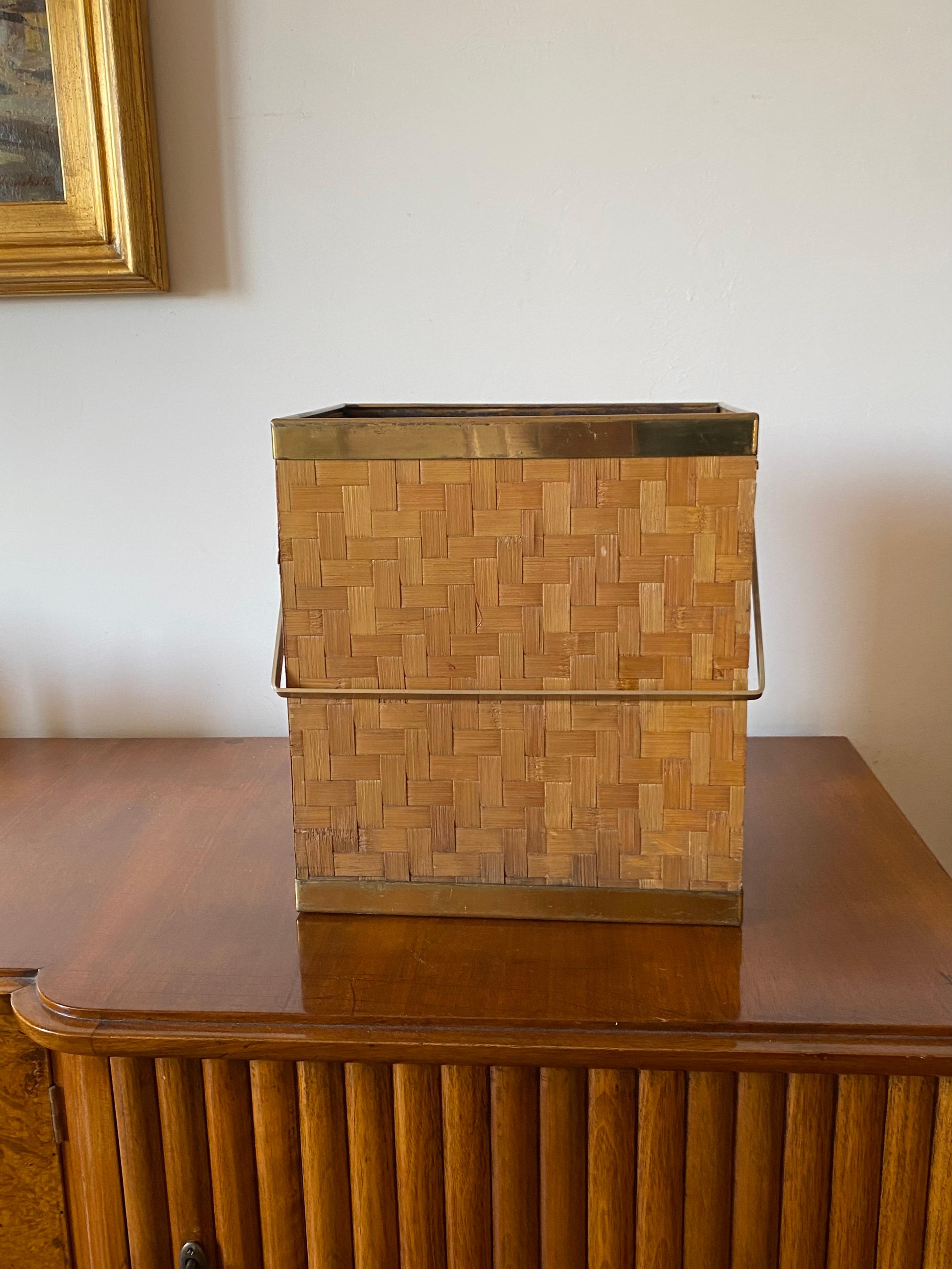 Hollywood regency brass and bamboo magazine rack, Metal Linea Nova Italy 1970s For Sale 13