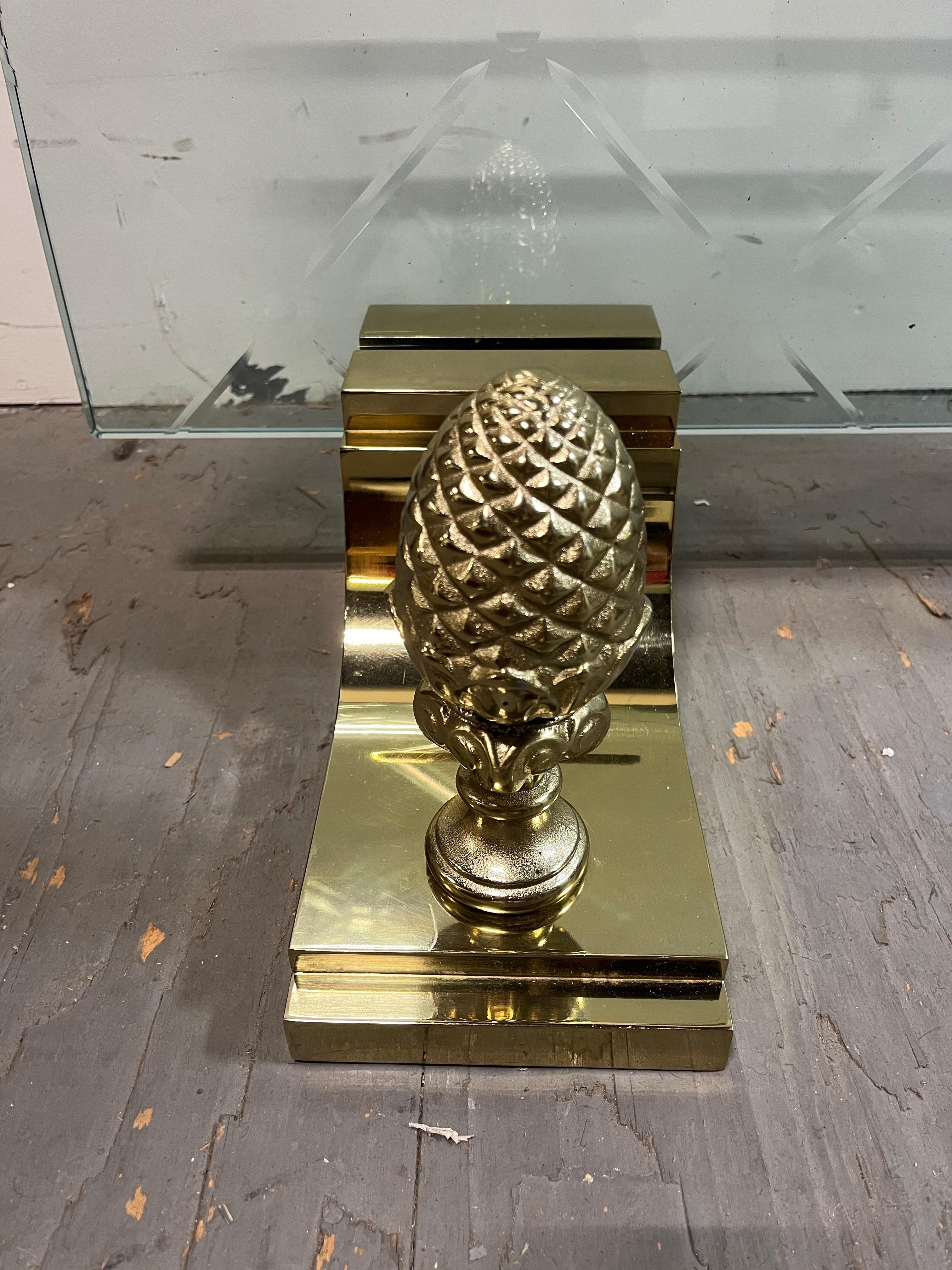Chimenea de latón y cristal grabado Hollywood Regency en venta 2