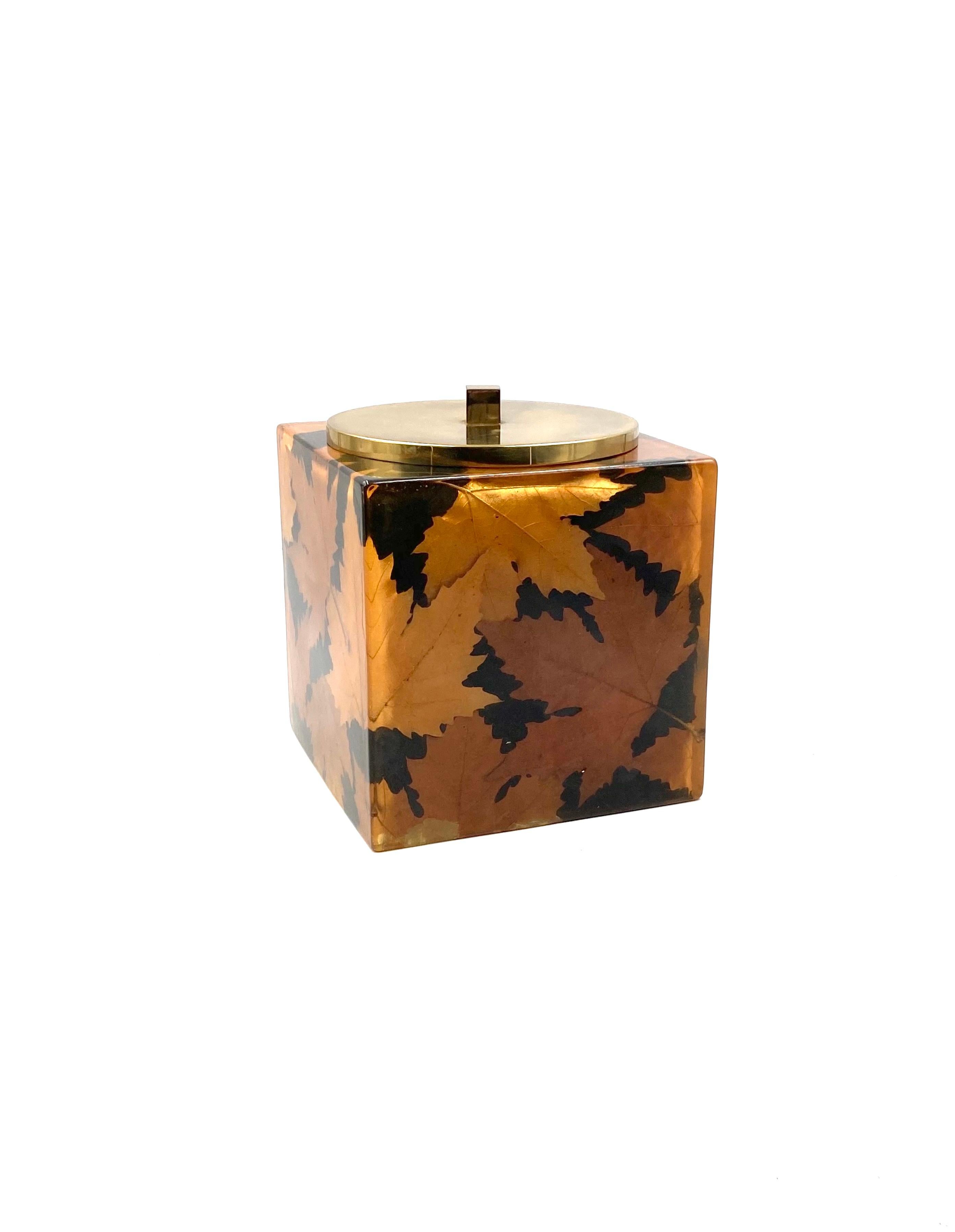 Hollywood regency brass and leaves resin ice bucket, Montagnani Florence 1970s For Sale 10