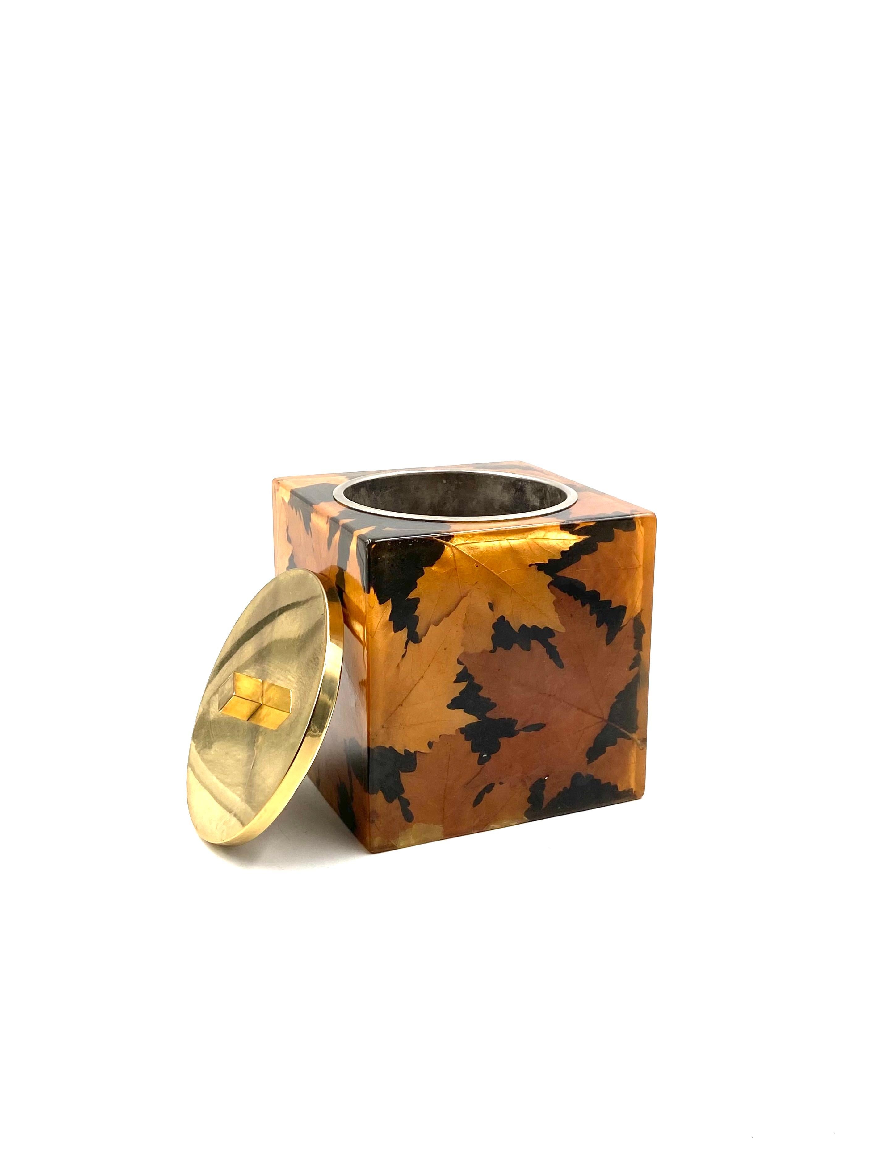 Hollywood regency brass and leaves resin ice bucket, Montagnani Florence 1970s For Sale 11