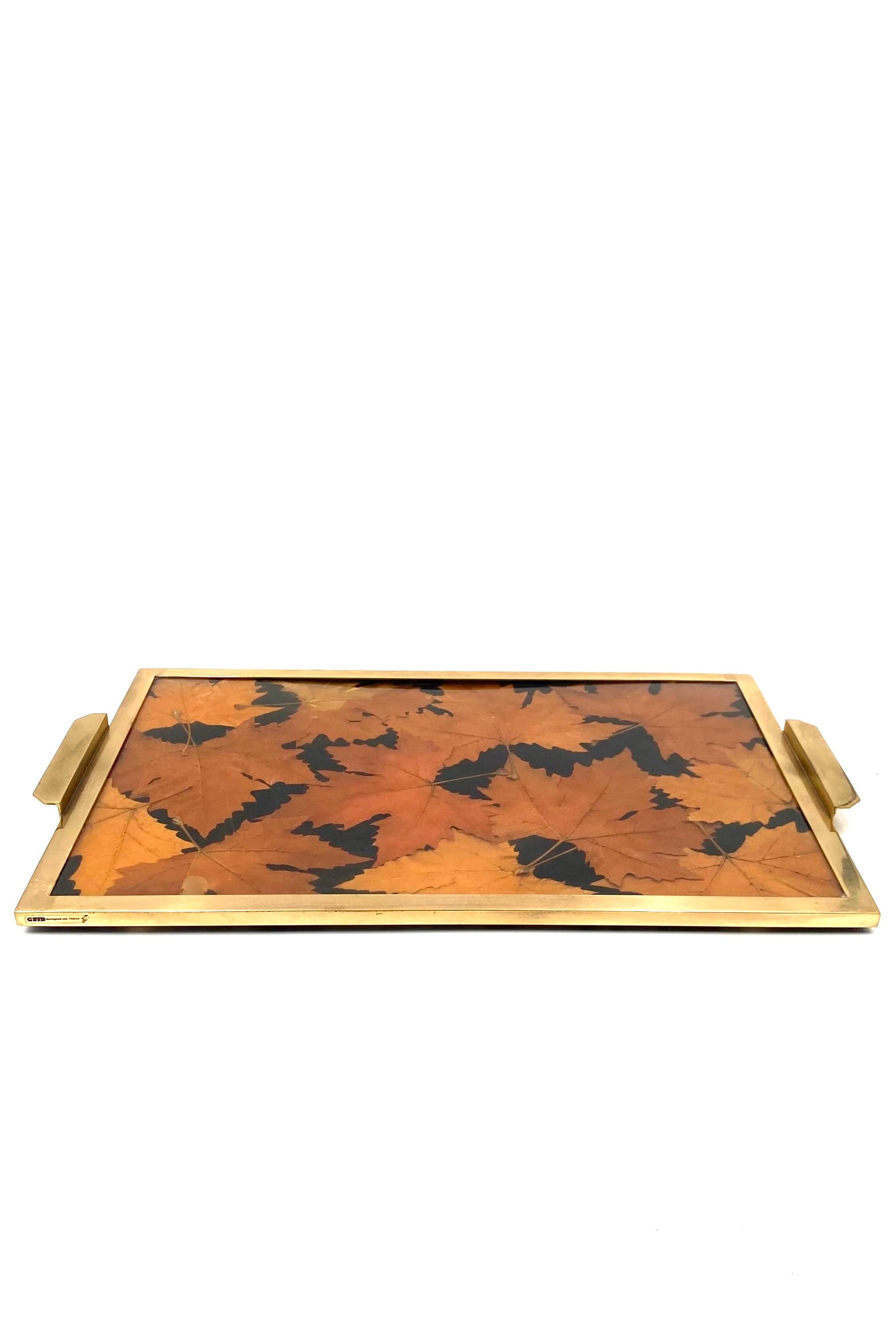 Bandeja de latón y hojas de resina Hollywood regency, Montagnani Firenze Italia Años 70 en venta 4