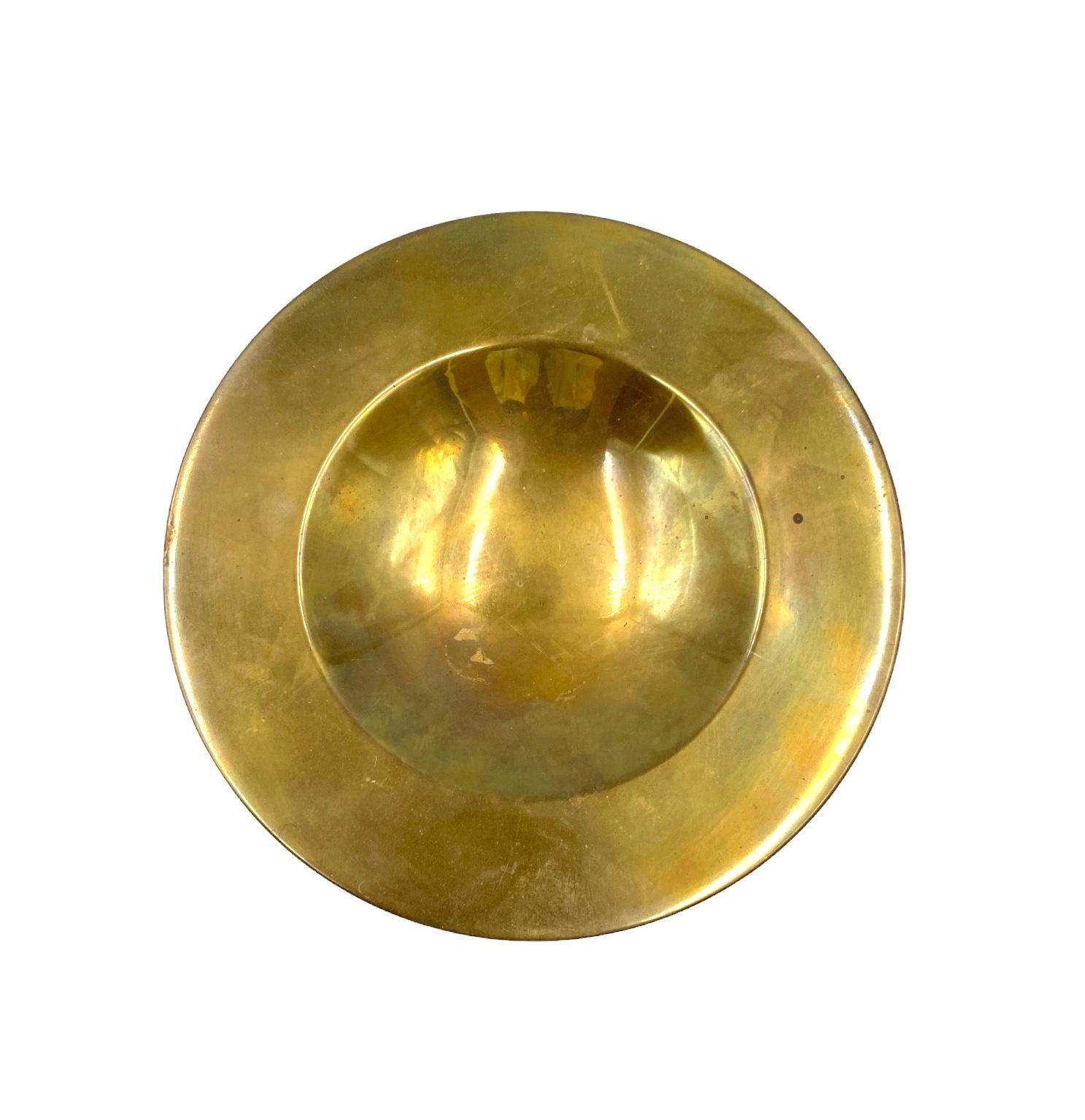 Hollywood regency brass ashtray / vide poche, Italy 1970s 4