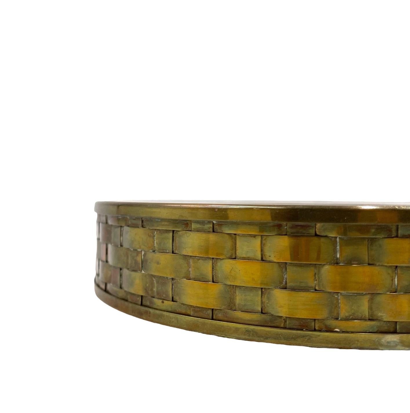 Hollywood regency brass ashtray / vide poche, Italy 1970s 2