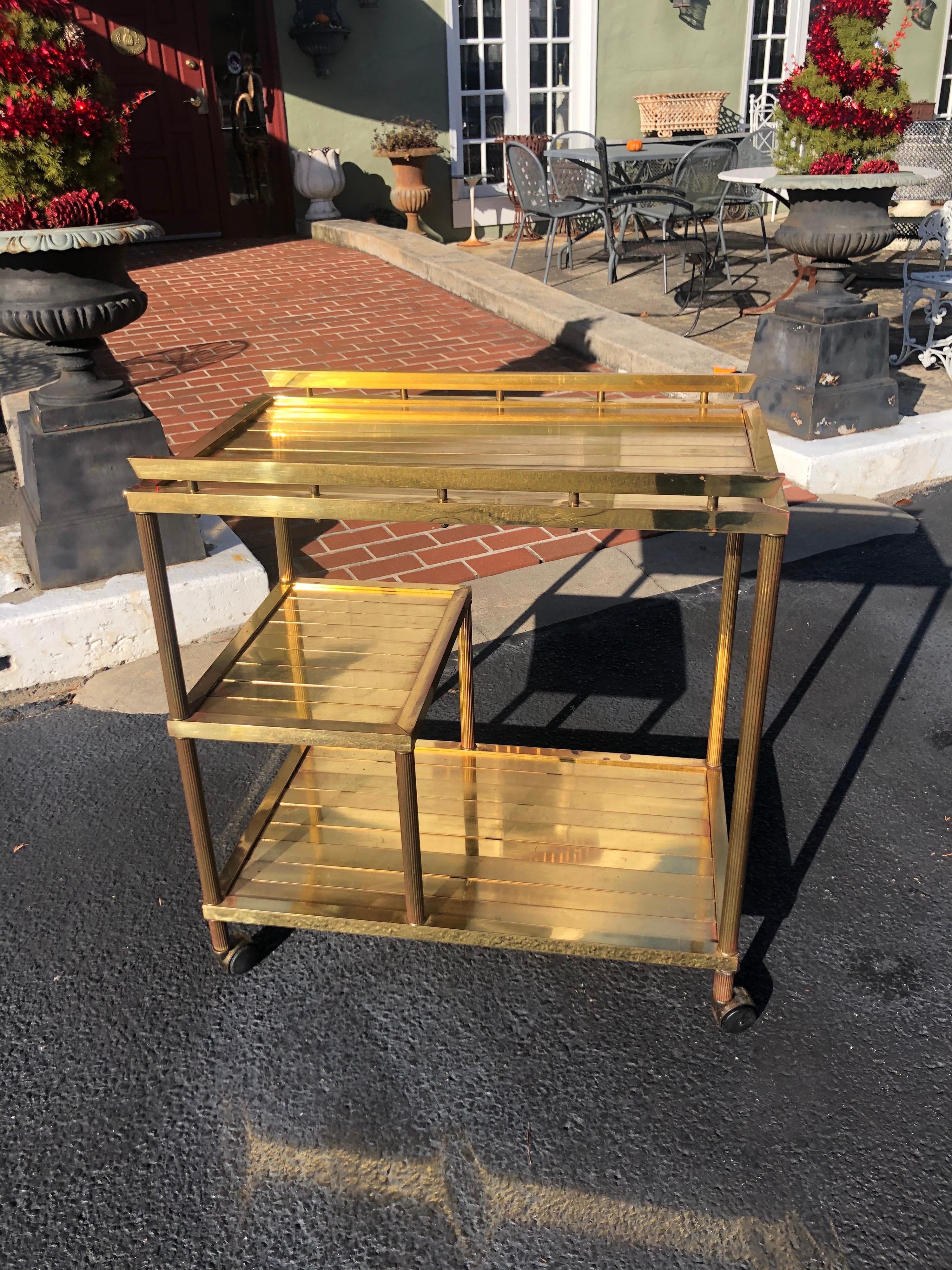 Hollywood Regency Brass Bar Cart In Good Condition In Redding, CT