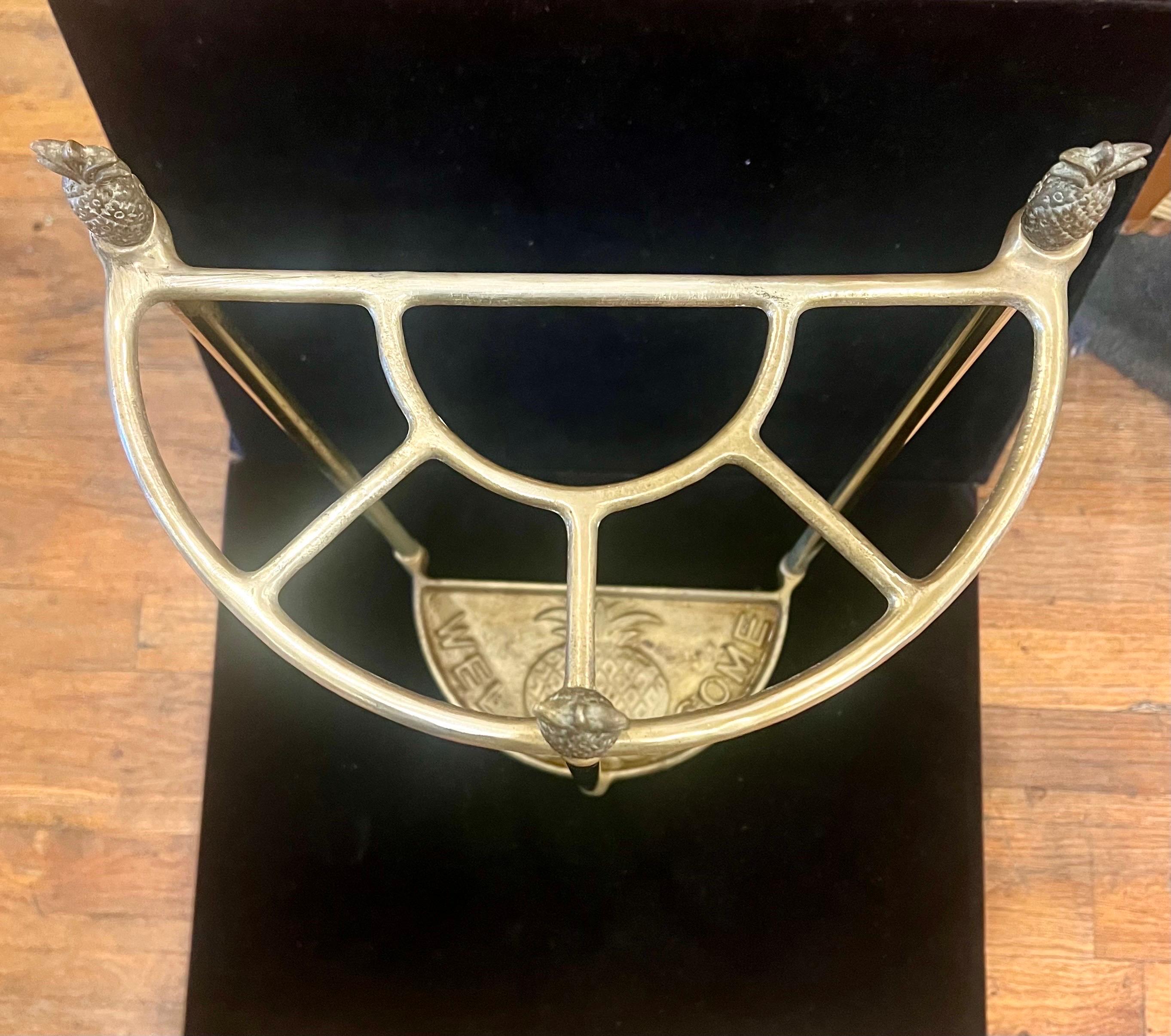 Hollywood Regency Brass Cane Umbrella Stand In Good Condition For Sale In San Diego, CA
