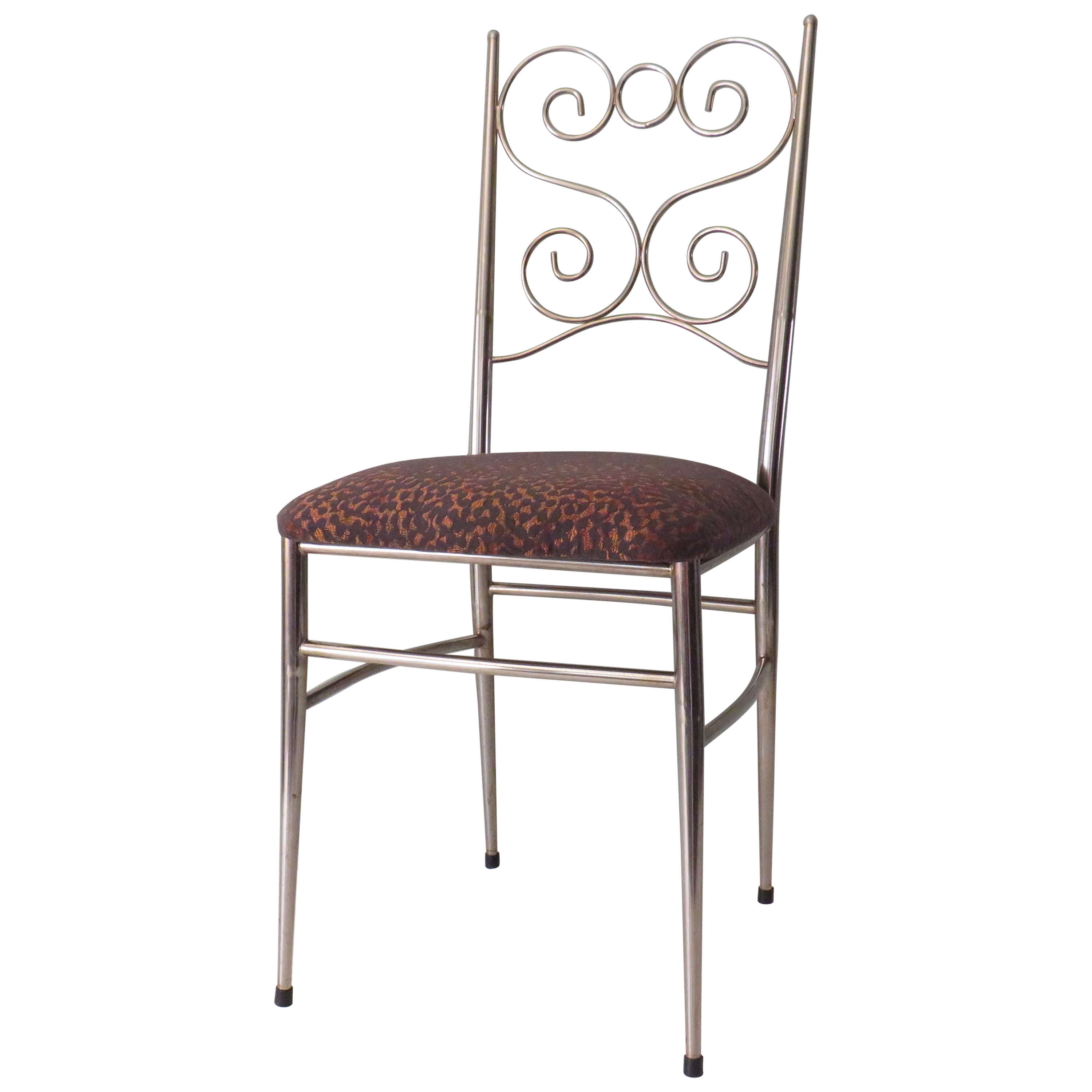 Chaise en laiton Hollywood Regency Italie des années 1950, avec nouveau tissu d'ameublement en vente