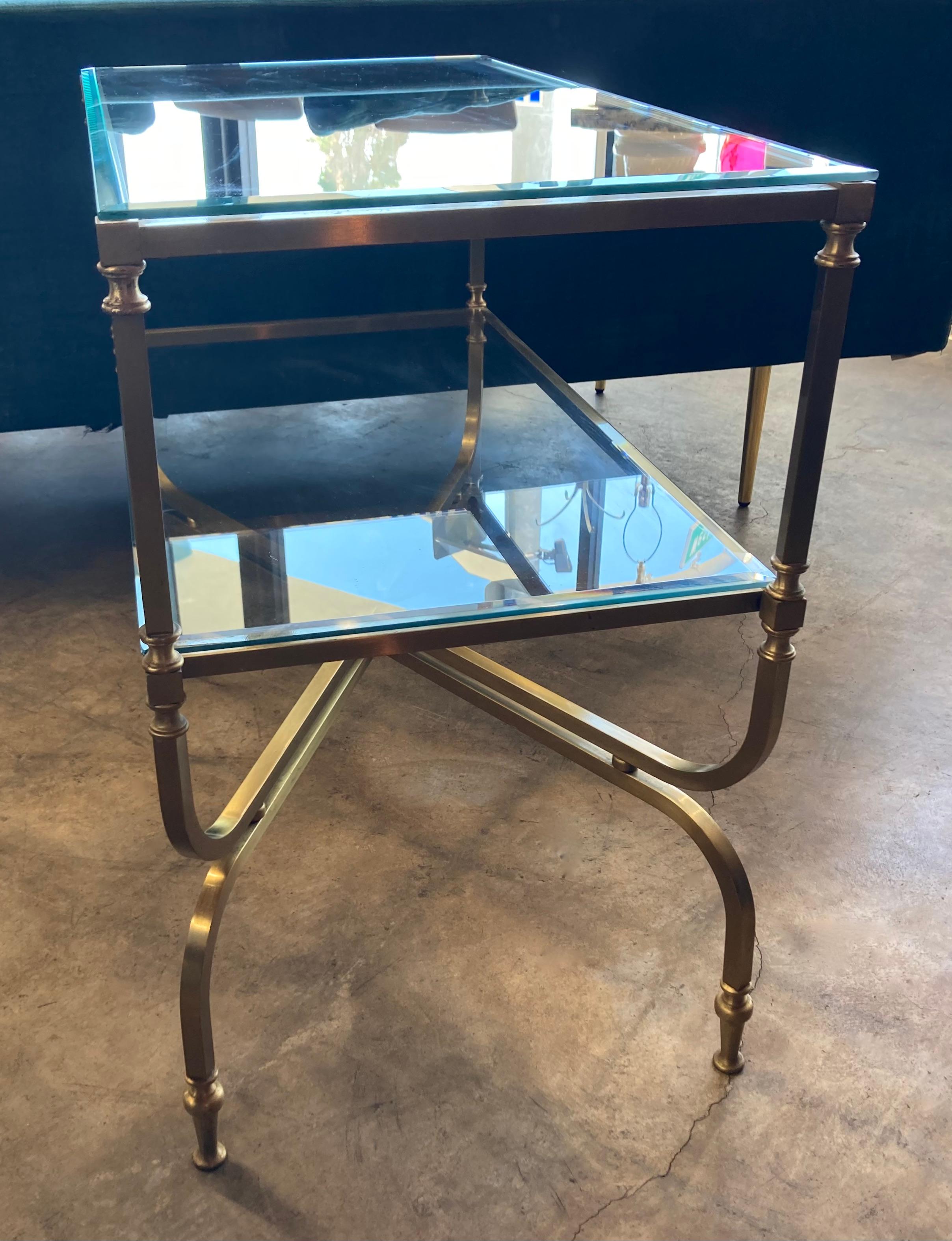 Table console en laiton Hollywood Regency en vente 3