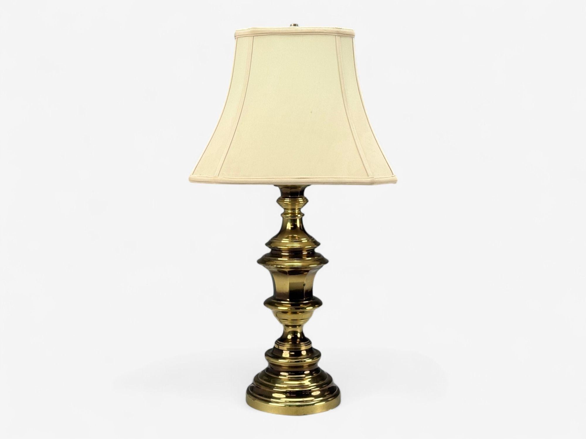 Hollywood Regency, Brass, Fabric, Table Lamps, USA, 1970s en Bueno estado para la venta en Manhasset, NY