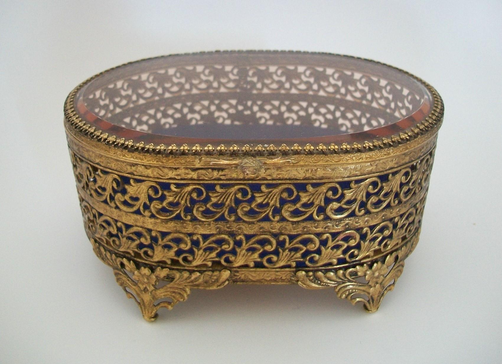 French Hollywood Regency Brass Filigree & Glass Jewelry Box, France, Mid-20th Century