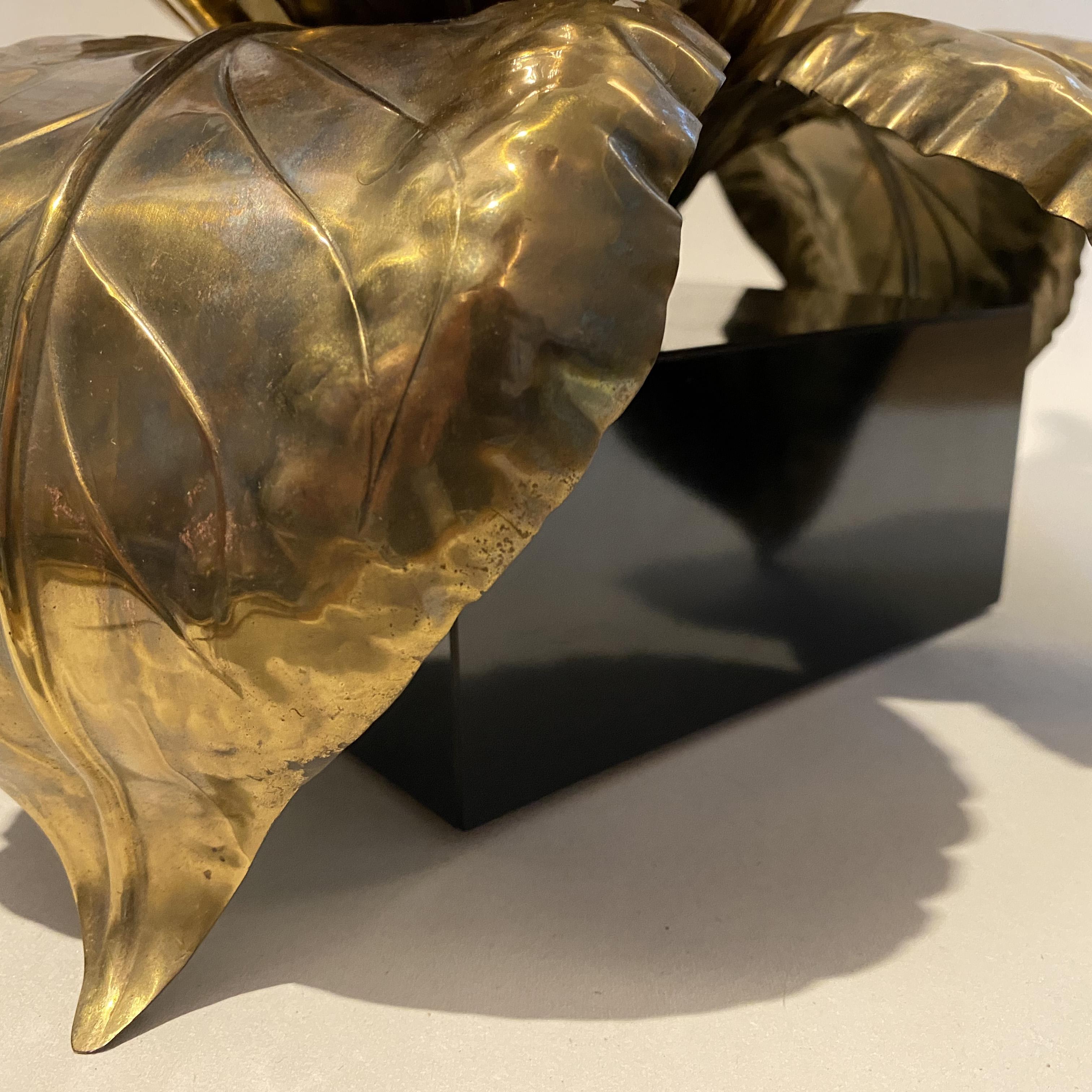 Hollywood Regency Brass Foliage (iris / water lily) Lamp by Maison Jansen, 1970s 4