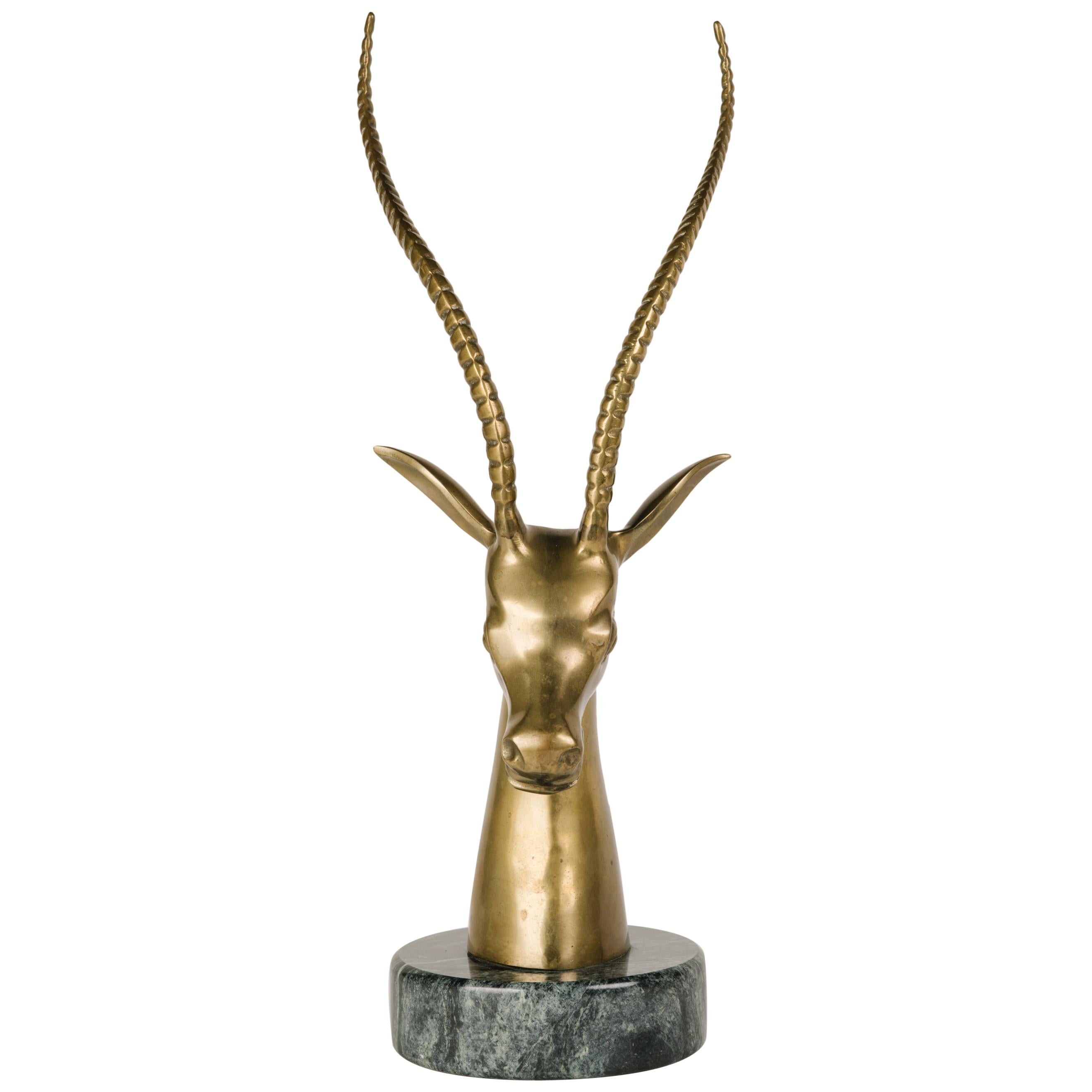 Sculpture de gazelle en laiton moderne du milieu du siècle dernier avec base en marbre exotique, vers 1970