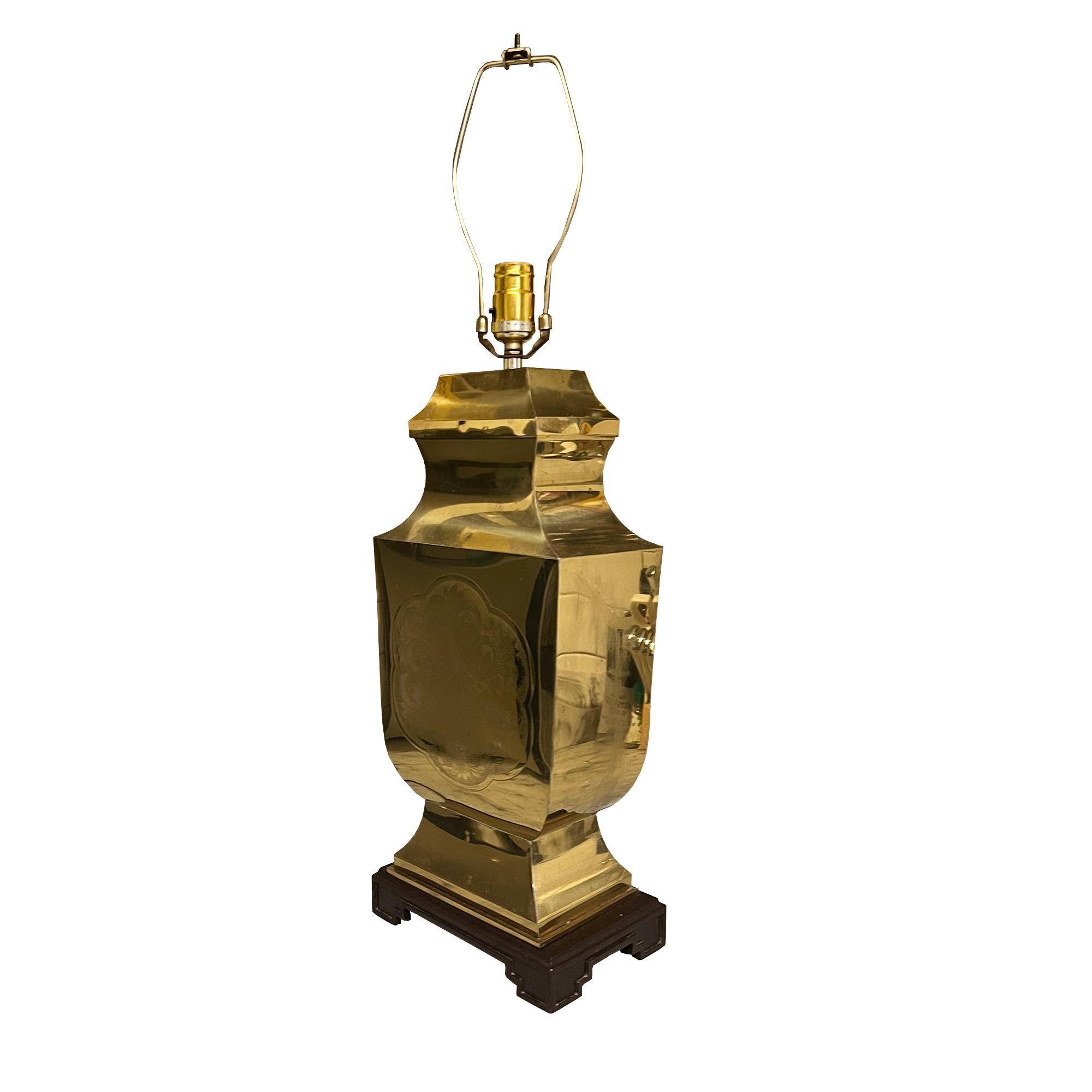 American Hollywood Regency Brass Lamp on Wood Base, Etched Floral Motif For Sale