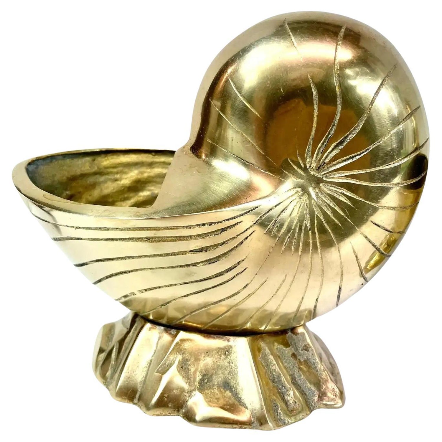 Large Brass Hollywood Regency Seashell Nautilus For Sale at 1stDibs