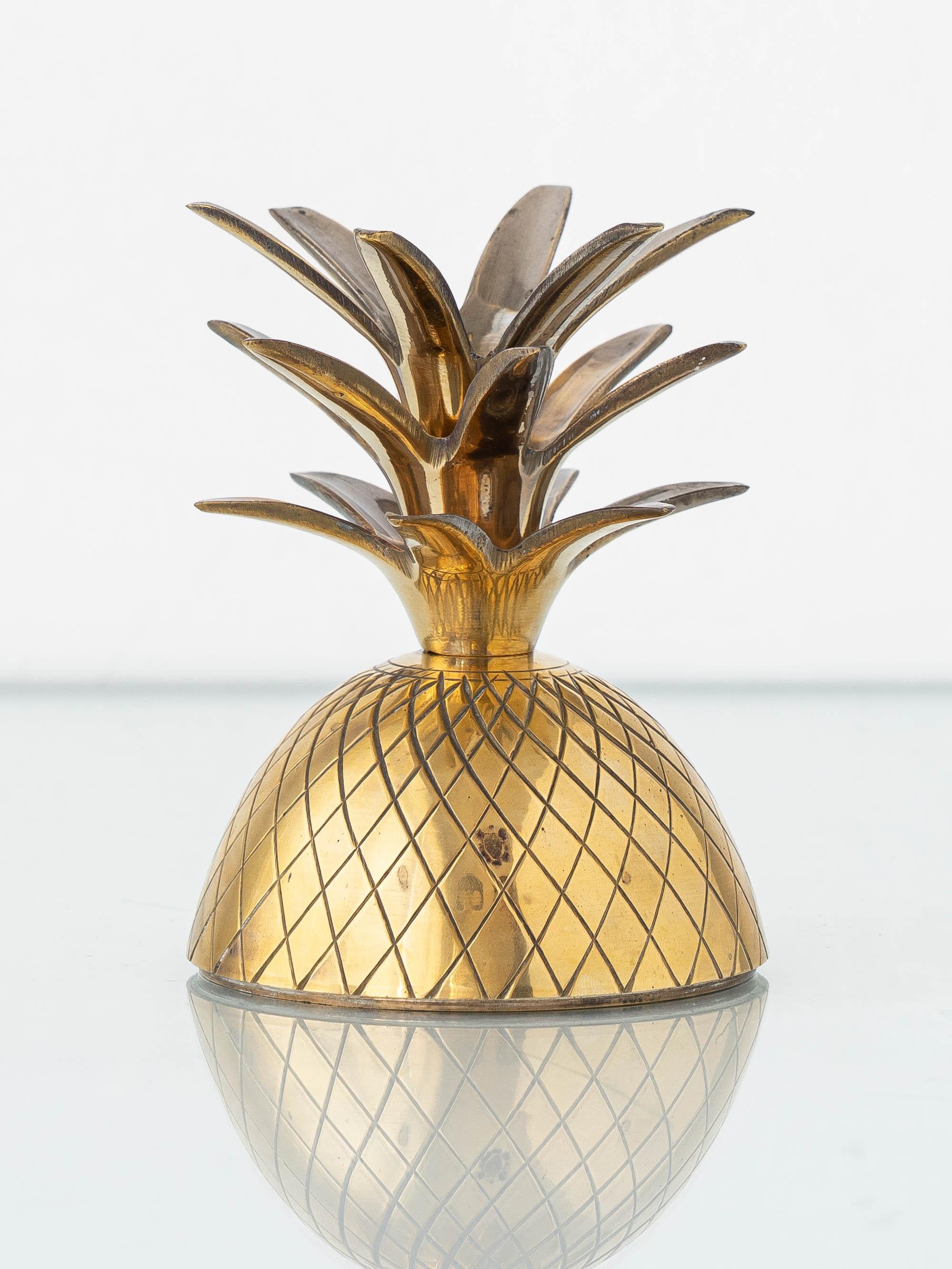 Hollywood Regency Brass Pineapple Ice Bucket, 1960s-1970s In Good Condition For Sale In AMSTERDAM, NL