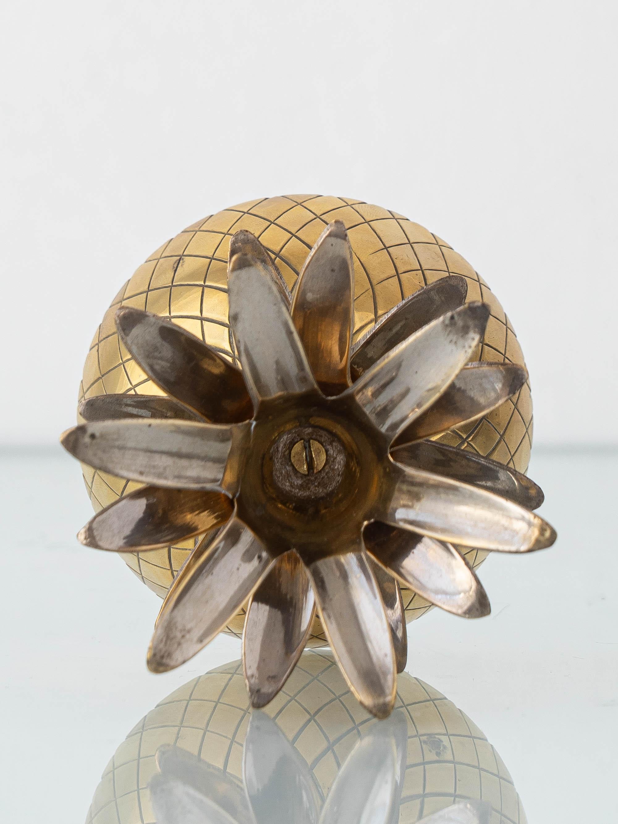 20th Century Hollywood Regency Brass Pineapple Ice Bucket, 1960s-1970s For Sale