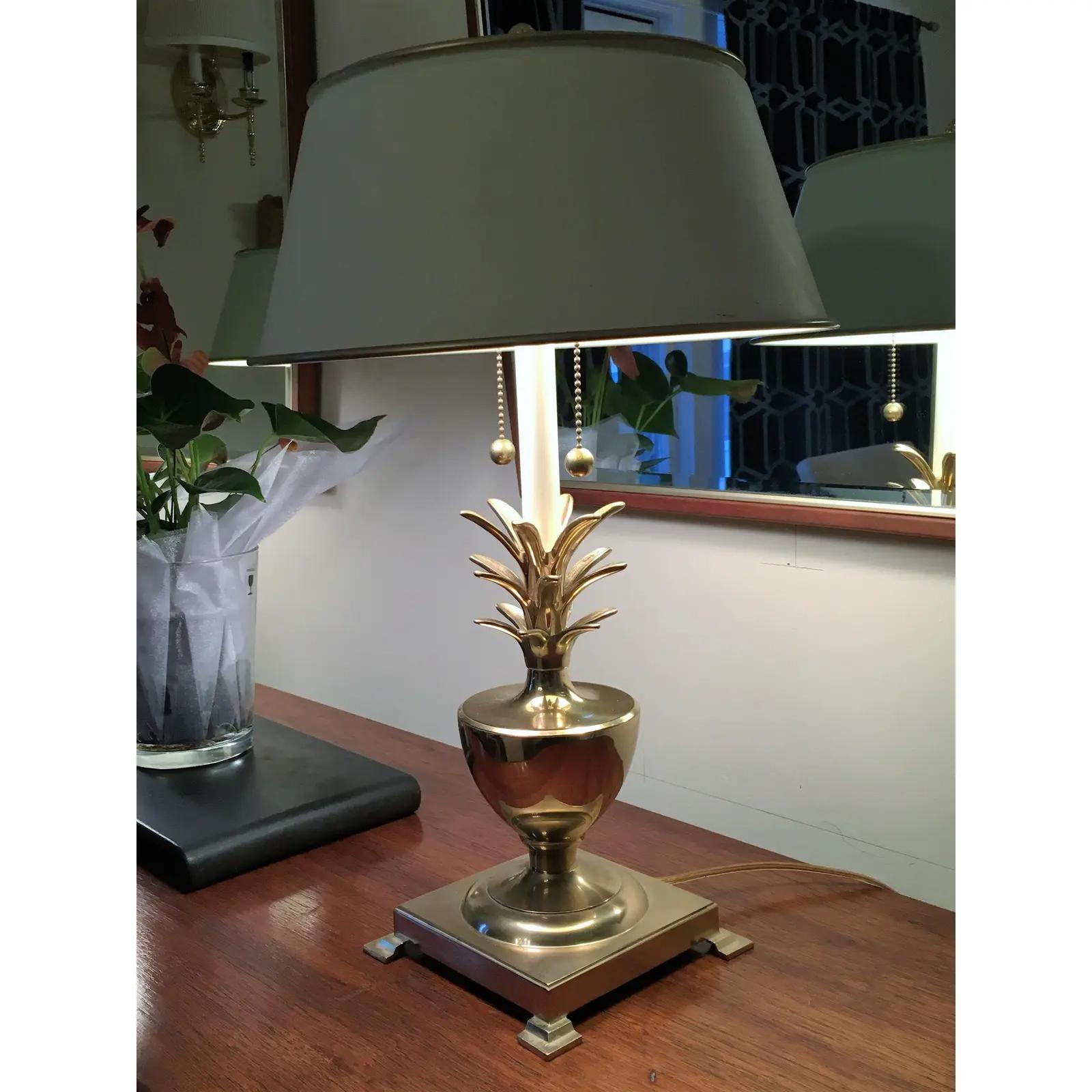 Hollywood-Regency-Lampen aus Messing mit Ananas im Zustand „Gut“ im Angebot in W Allenhurst, NJ