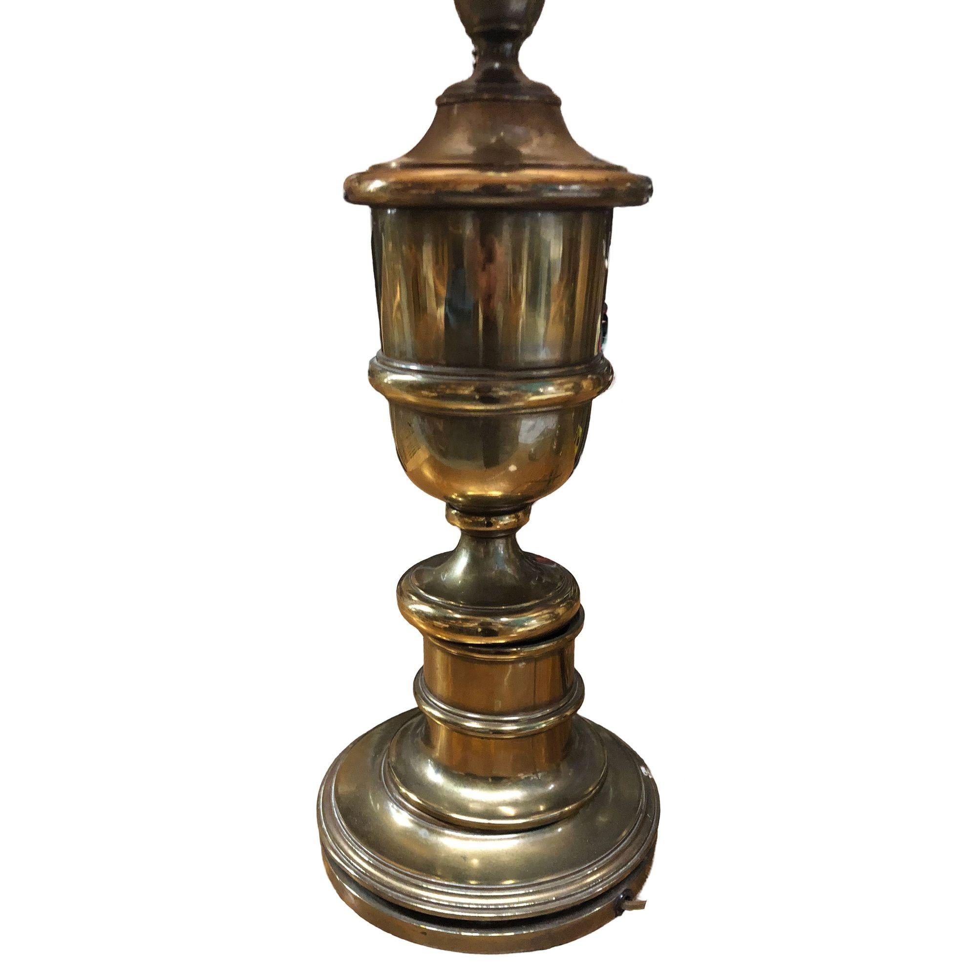 American Hollywood Regency Brass Stiffel Style Table Lamp w/ Shade For Sale
