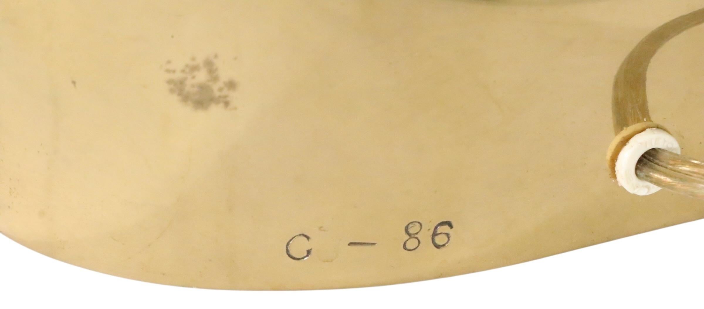 Lampe de table Hollywood Regency Tidal Wave en laiton par Pierre Cardin c. 1980's en vente 6