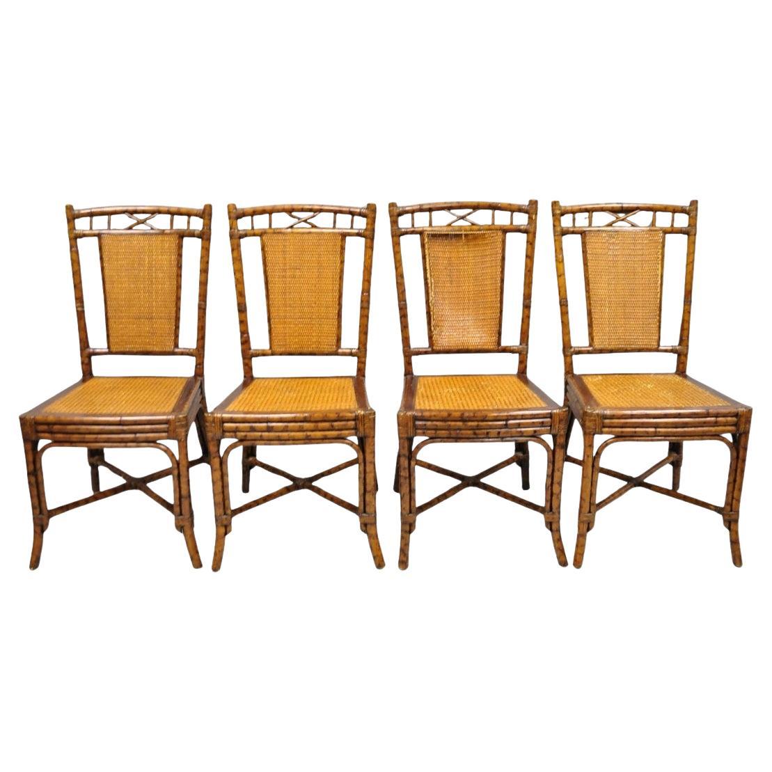 Sedie da pranzo Hollywood Regency British Colonial in canna di bambù bruciata - Set di 4