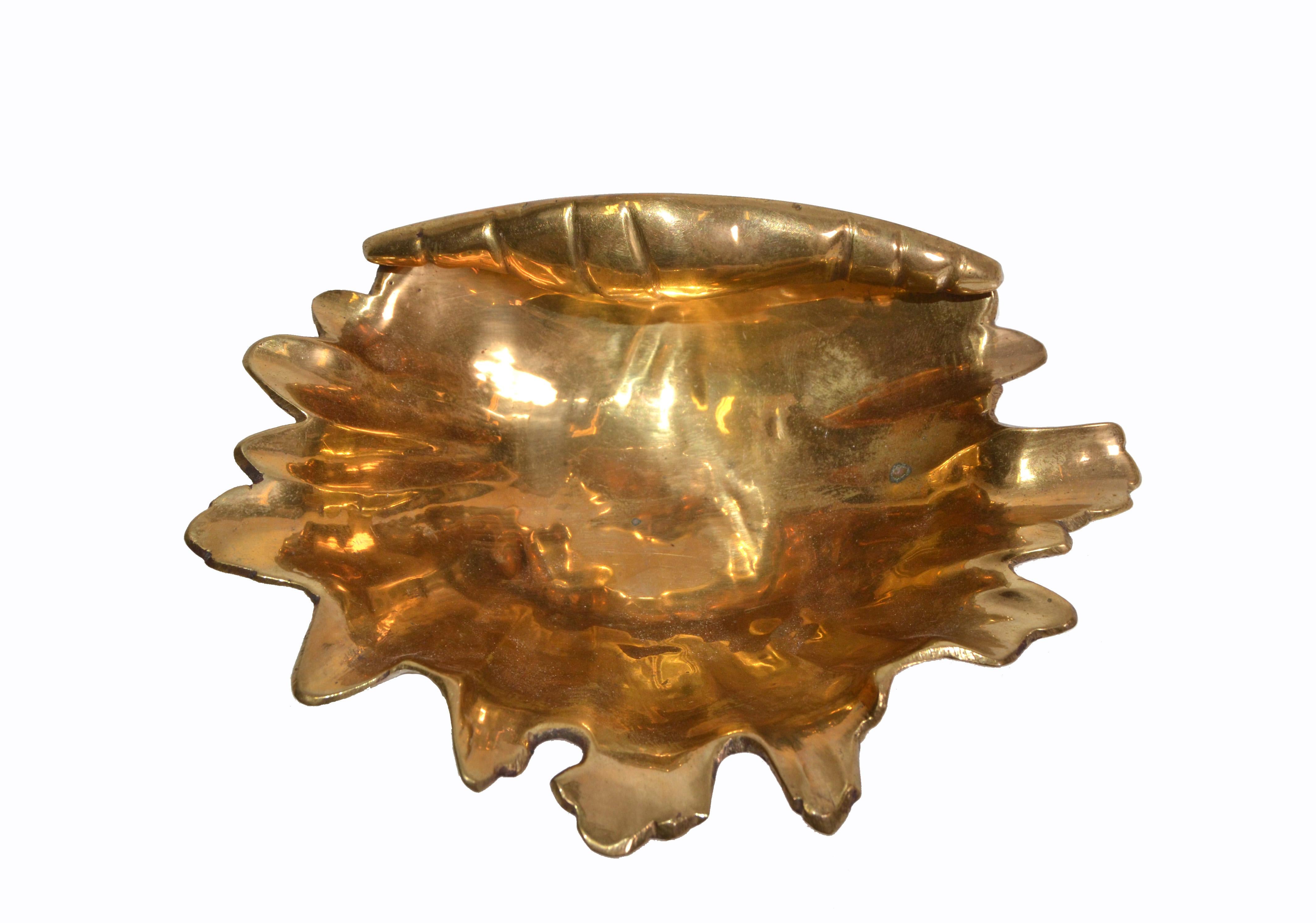 Italian Hollywood Regency Bronze Footed Nautical Seashell Catchall Bowl Raymor Italy For Sale