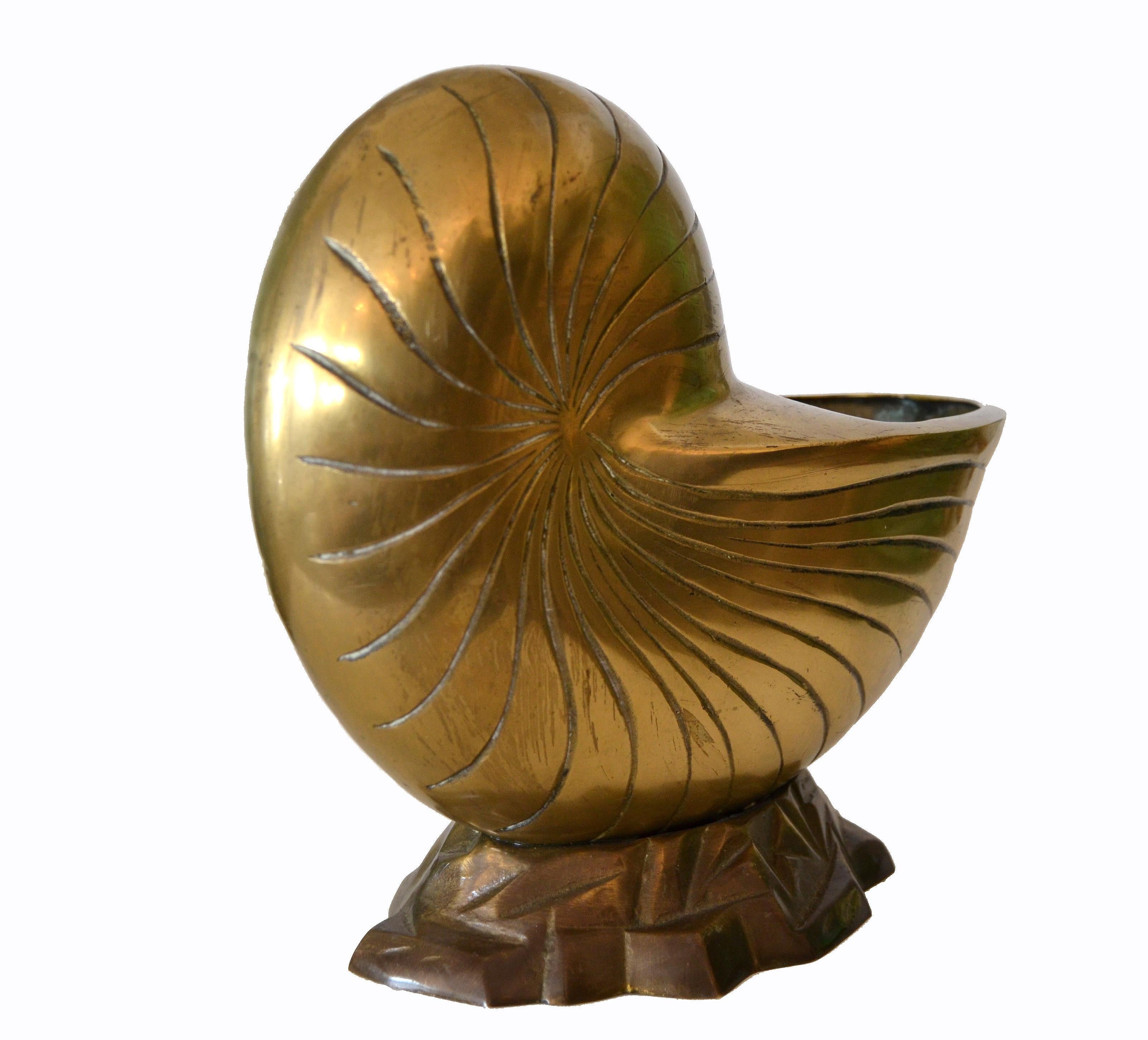 American Hollywood Regency Bronze Nautical Seashell Footed Planter