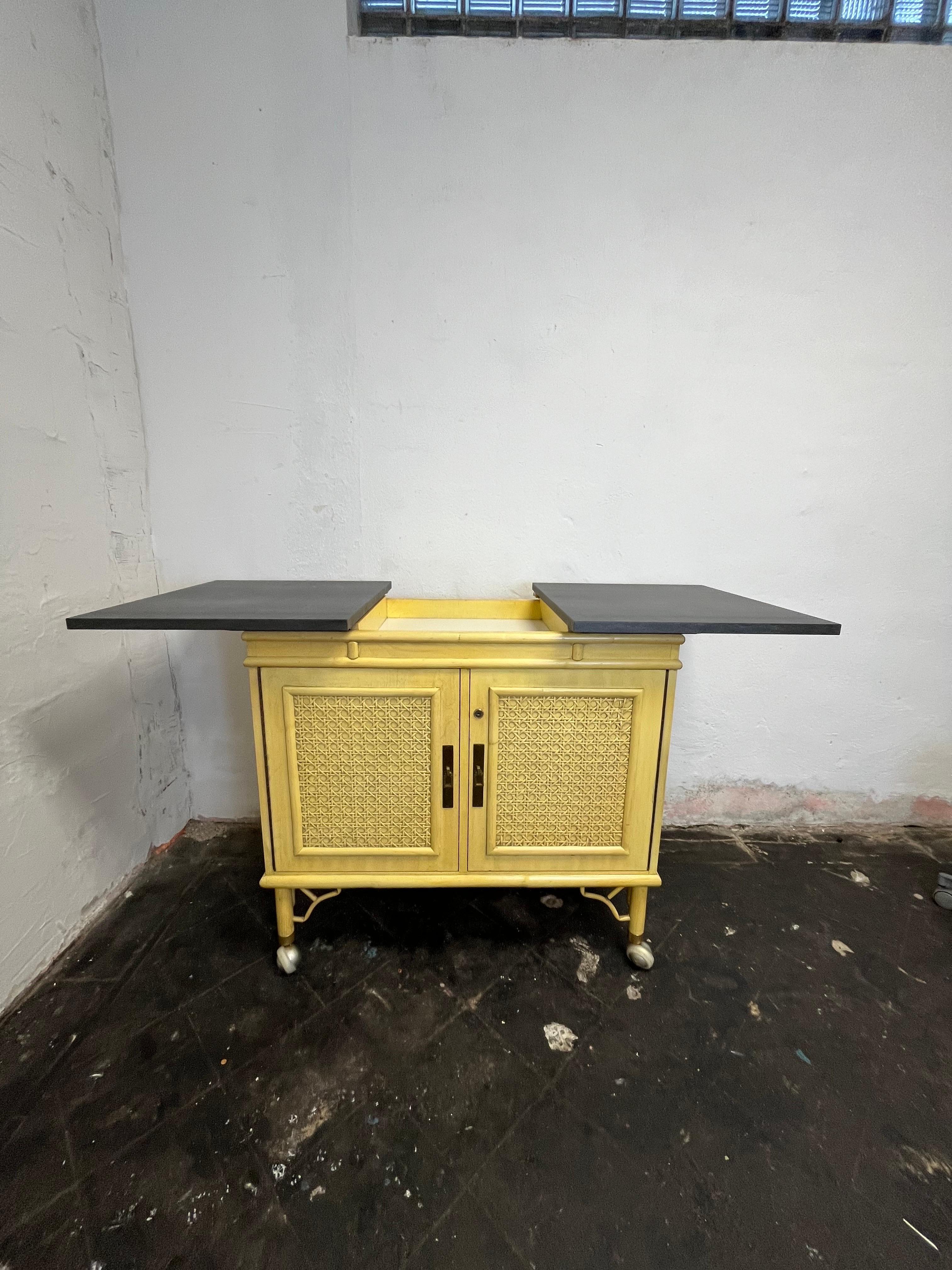 Unknown Hollywood Regency Dry Bar Server Bamboo Chinoiserie For Sale
