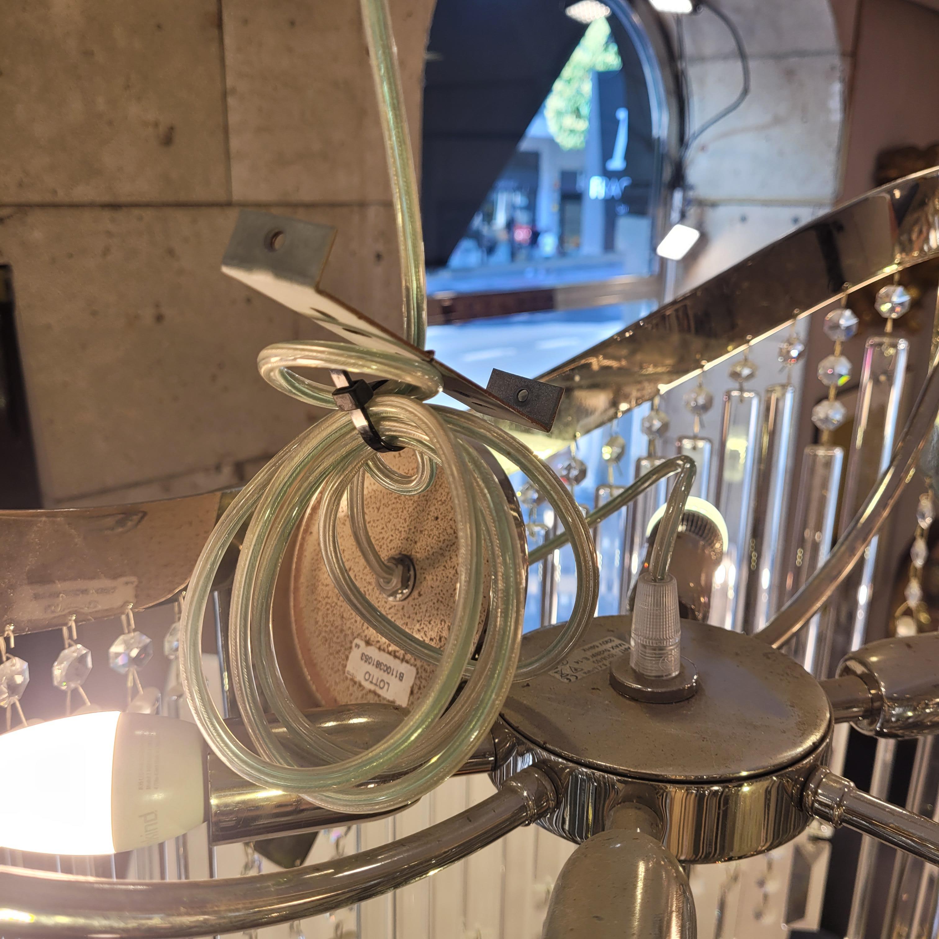 Lampadario da soffitto Hollywood Regency in cristallo tagliato Italia 20° secolo in vendita 2