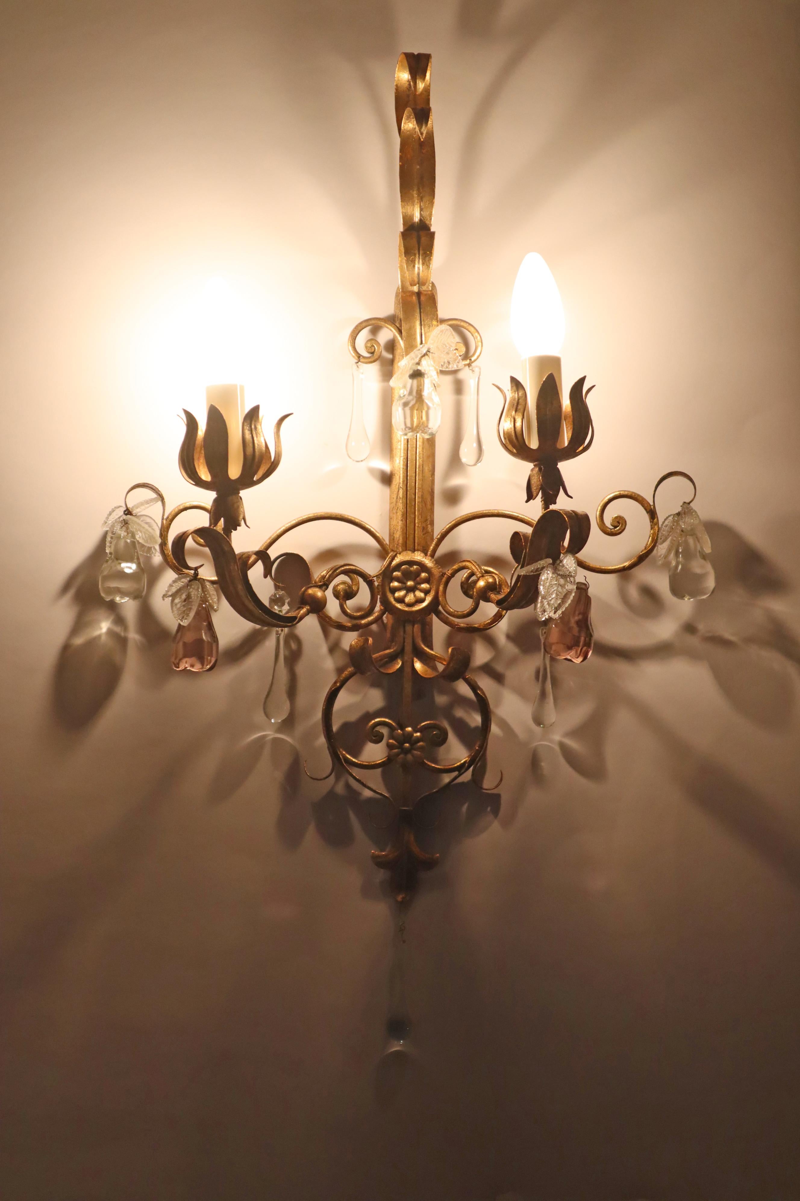 Hollywood-Regency-Kronleuchterlampe im venezianischen Stil mit Kristallglas und Blättern (Hollywood Regency) im Angebot