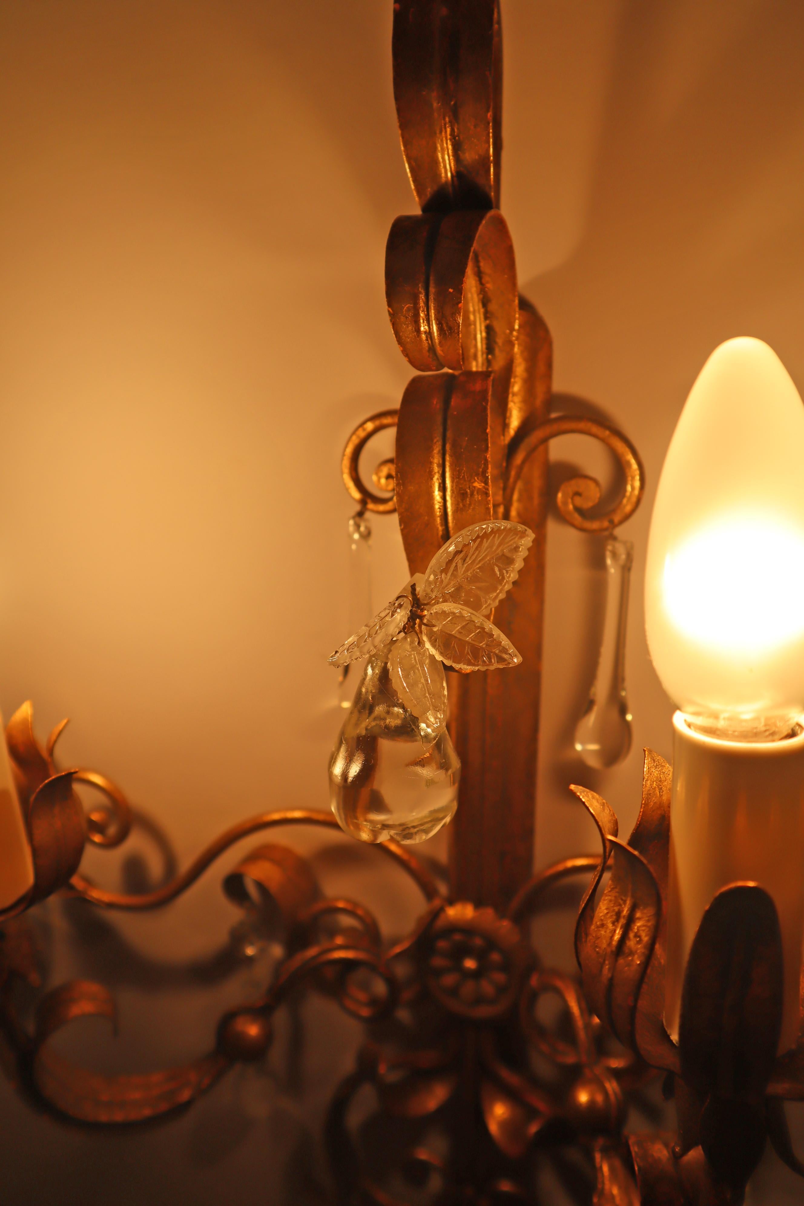 Hollywood-Regency-Kronleuchterlampe im venezianischen Stil mit Kristallglas und Blättern im Zustand „Gut“ im Angebot in Hannover, DE