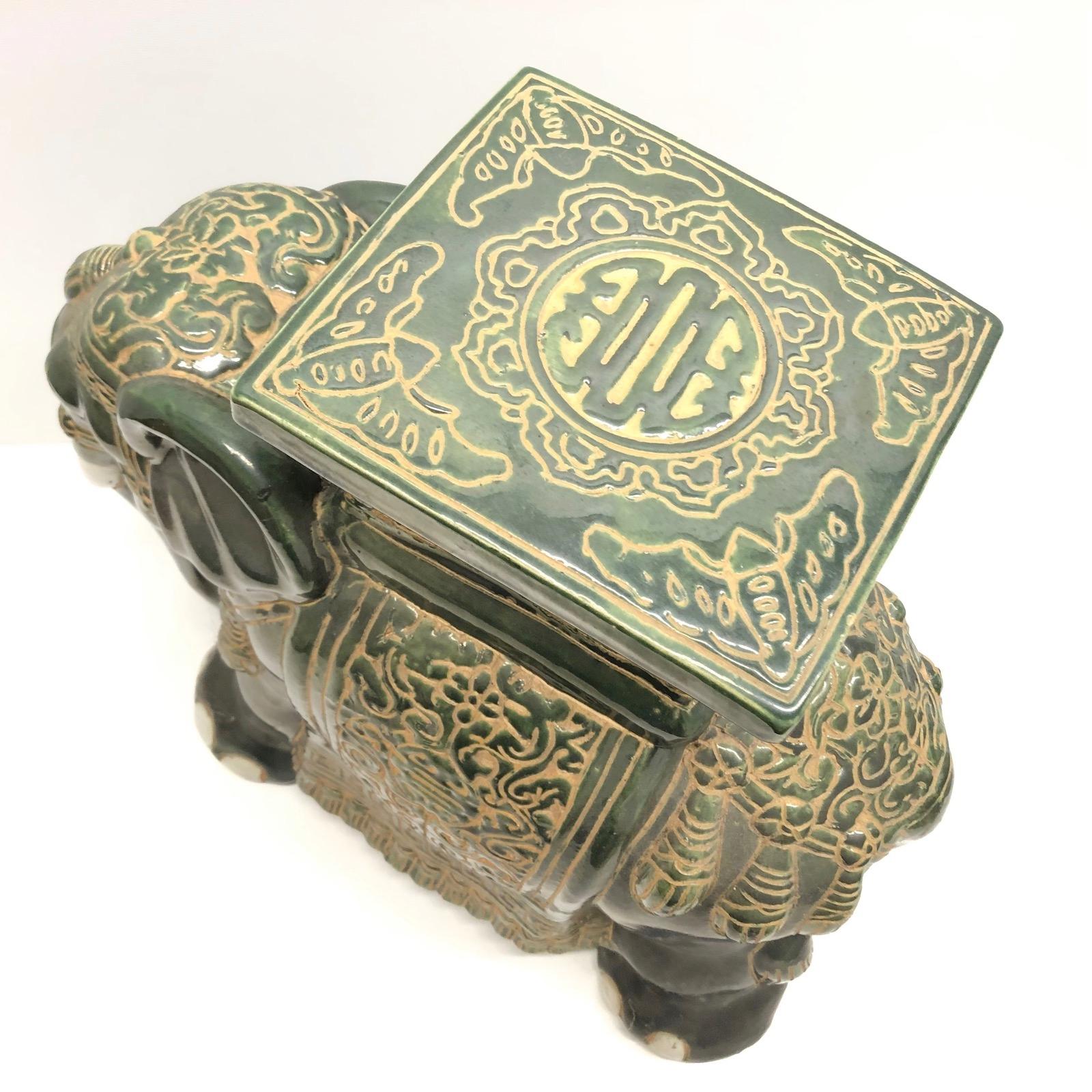 Hollywood Regency Chinese Green Elephant Garden Plant Stand or Seat In Good Condition In Nuernberg, DE