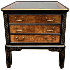 Hollywood Regency Chinoiserie Schwarz und Gold Beistelltisch:: Drexel Et Cetera