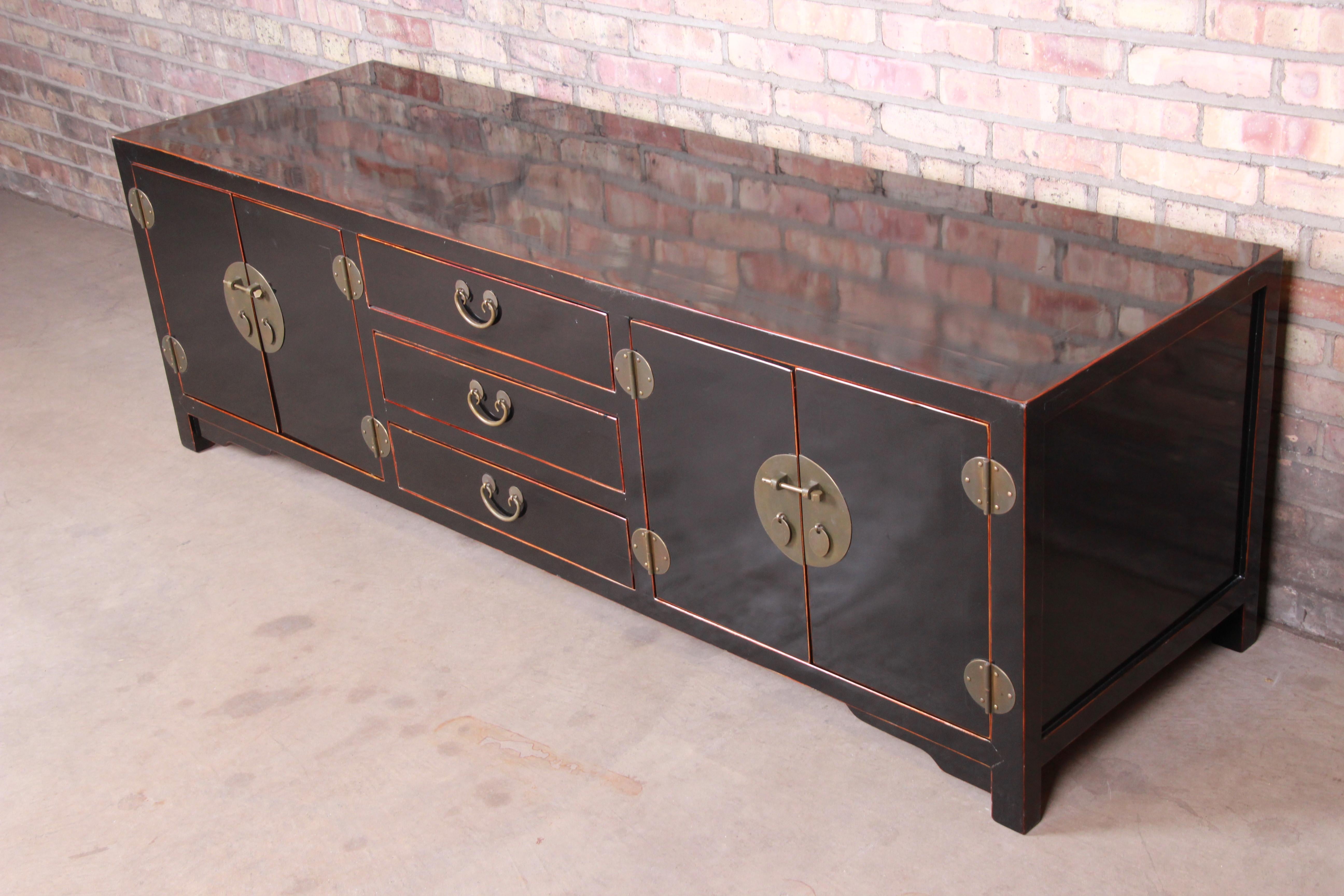 20th Century Hollywood Regency Chinoiserie Black Lacquered Sideboard Credenza or Bar Cabinet