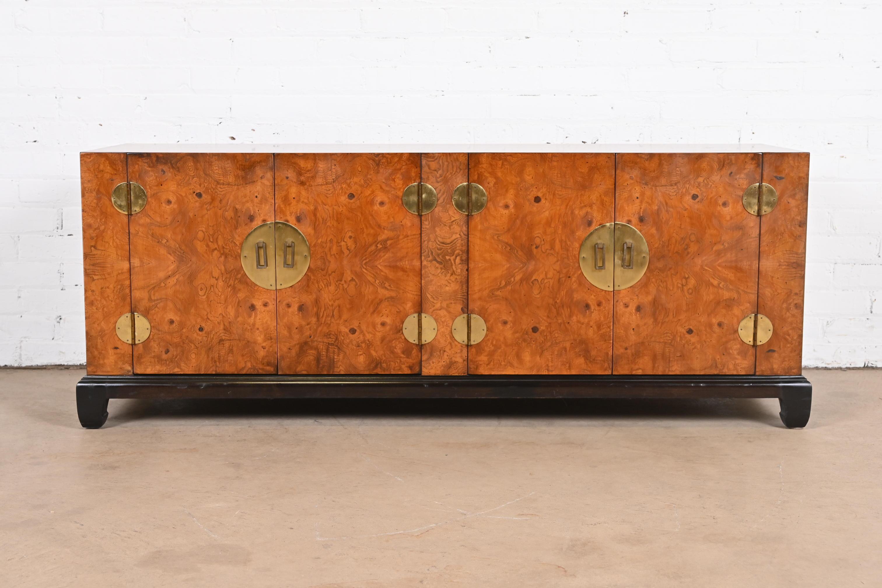 Mid-Century Modern Hollywood Regency Chinoiserie Burl Wood Low Credenza, circa 1970s
