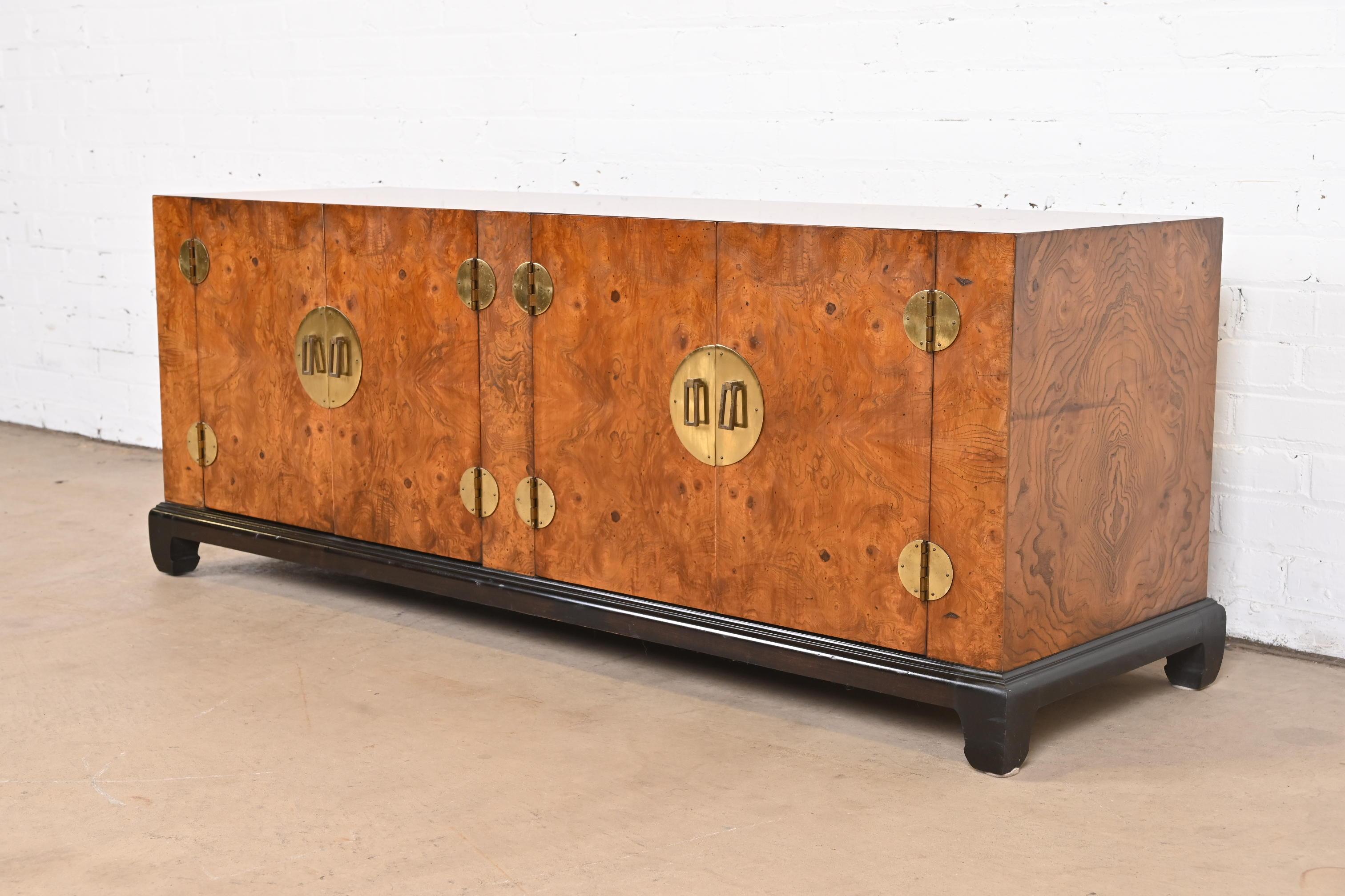 Hollywood Regency Chinoiserie Burl Wood Low Credenza, circa 1970s In Good Condition In South Bend, IN