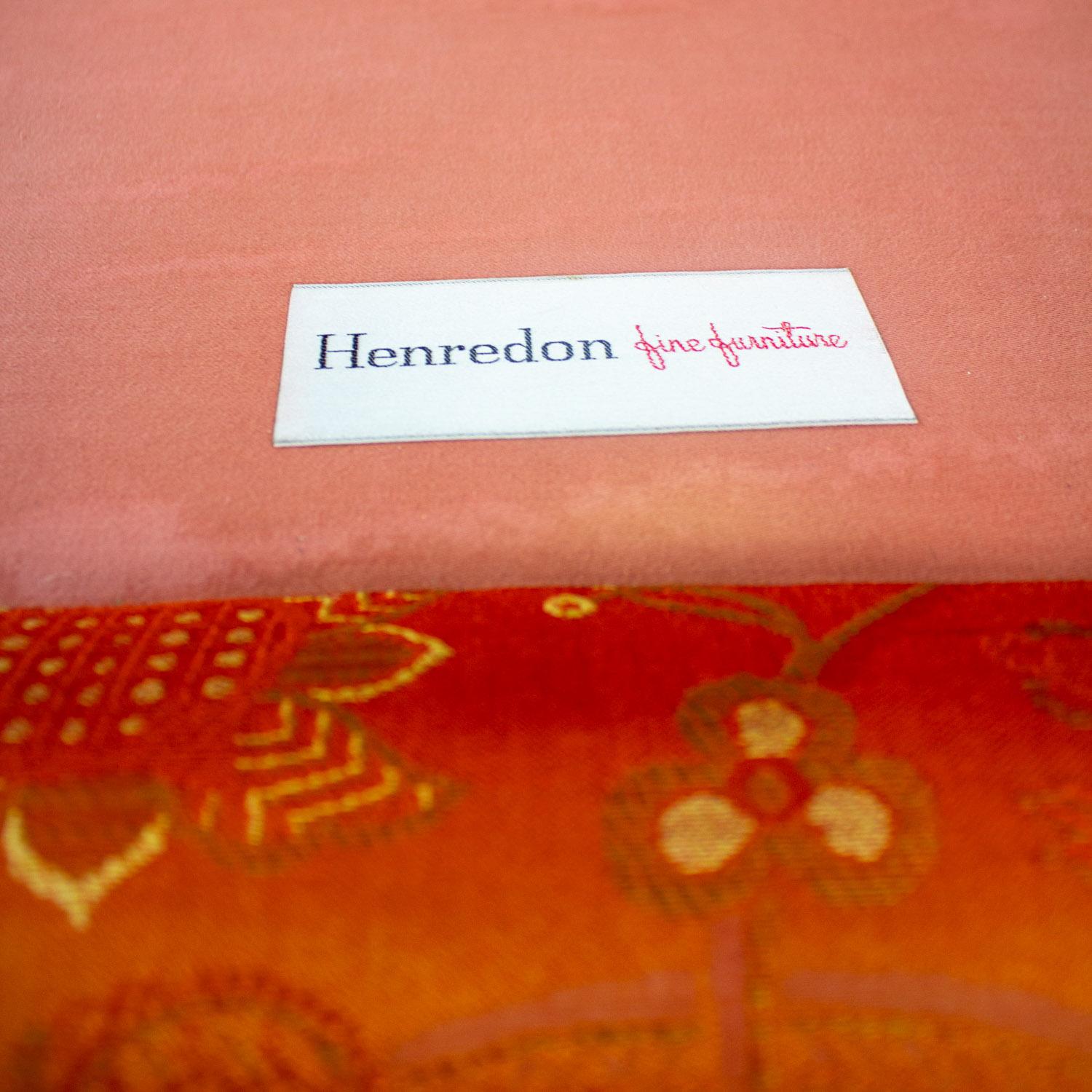 Divano Hollywood Regency Chinoiserie di Henredon con broccato floreale rosso cinese in vendita 9