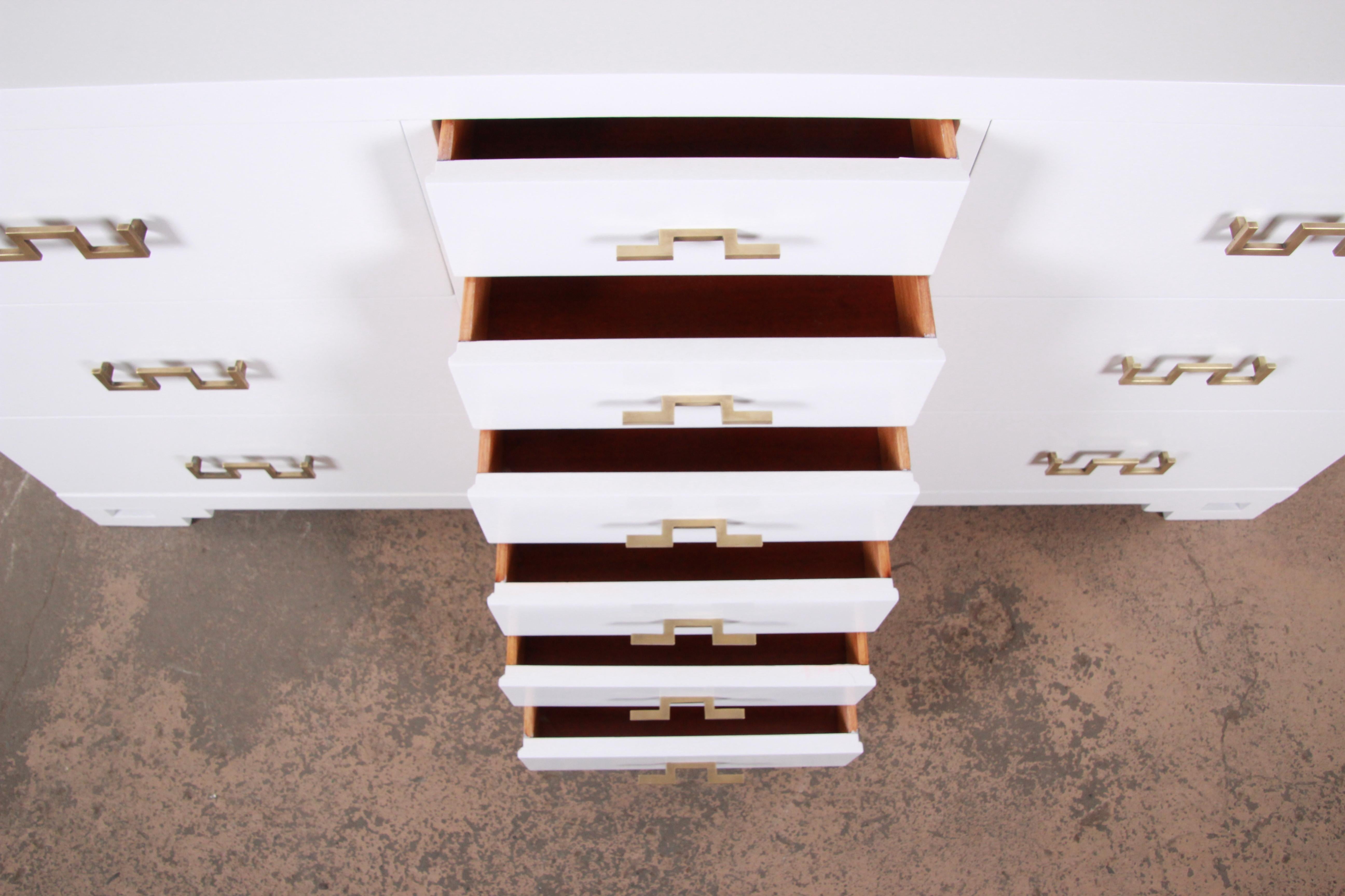 Hollywood Regency Chinoiserie White Lacquered Dresser or Credenza, Restored 7