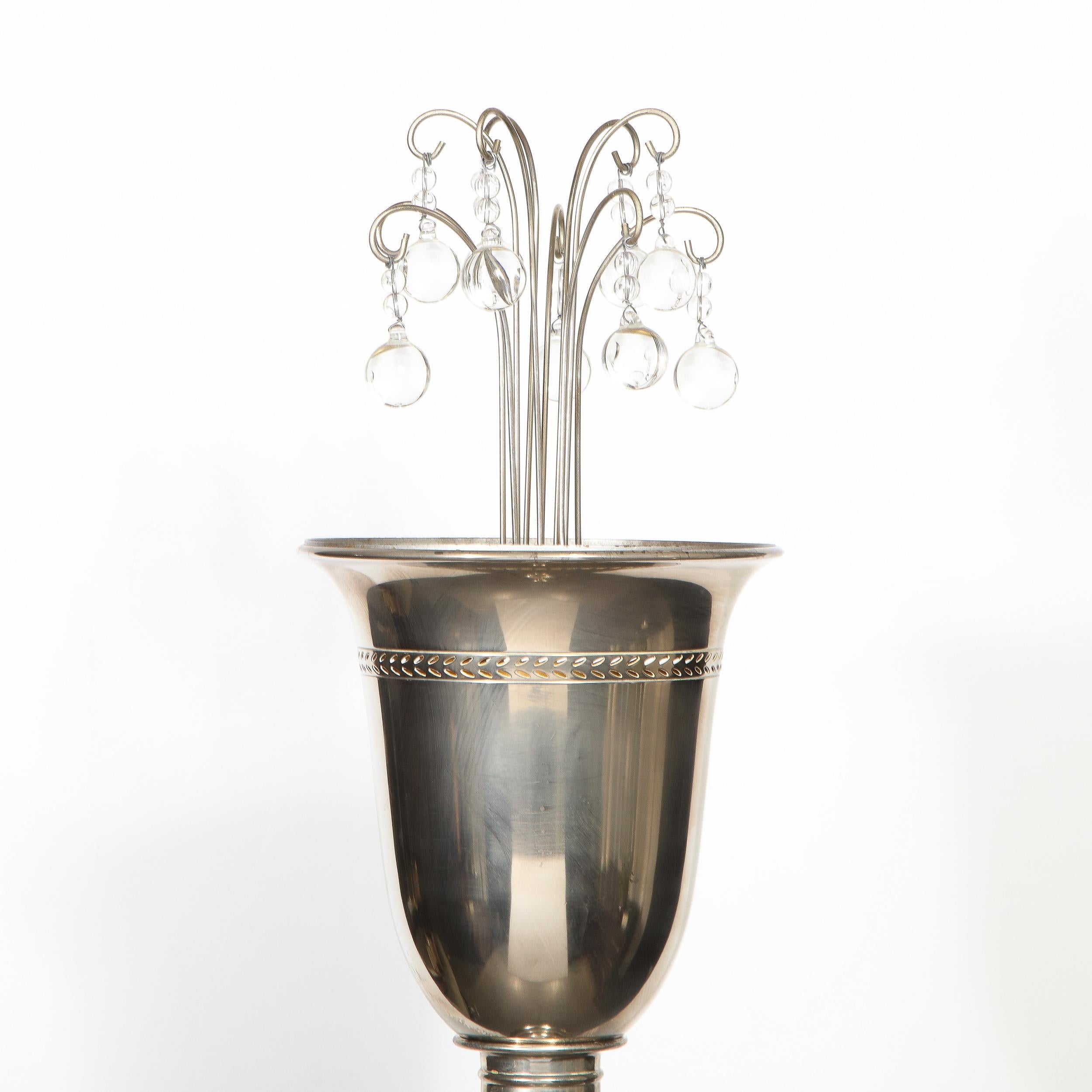 Lampadaire chromé Hollywood Regency avec ornements en cristal en forme de gouttes d'eau en vente 7