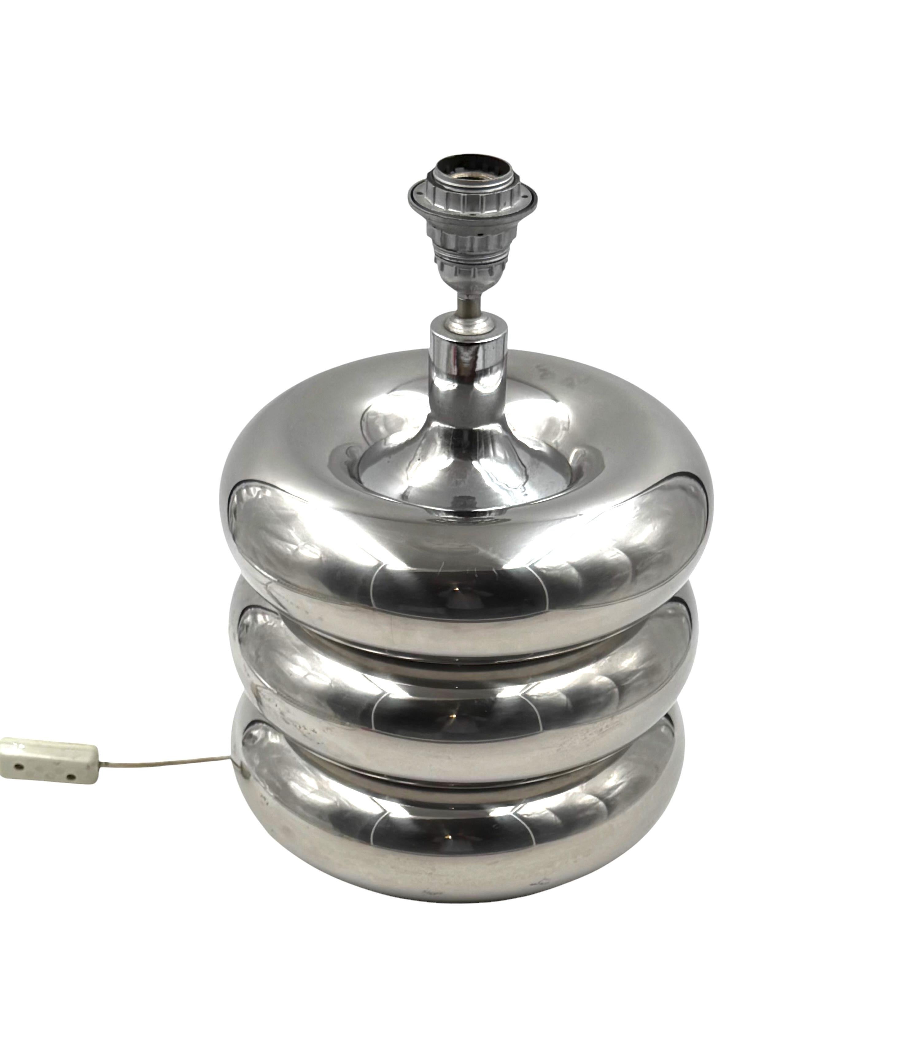 Late 20th Century Hollywood regency chromed table lamp base, Luci Italy, 1970s in vendita
