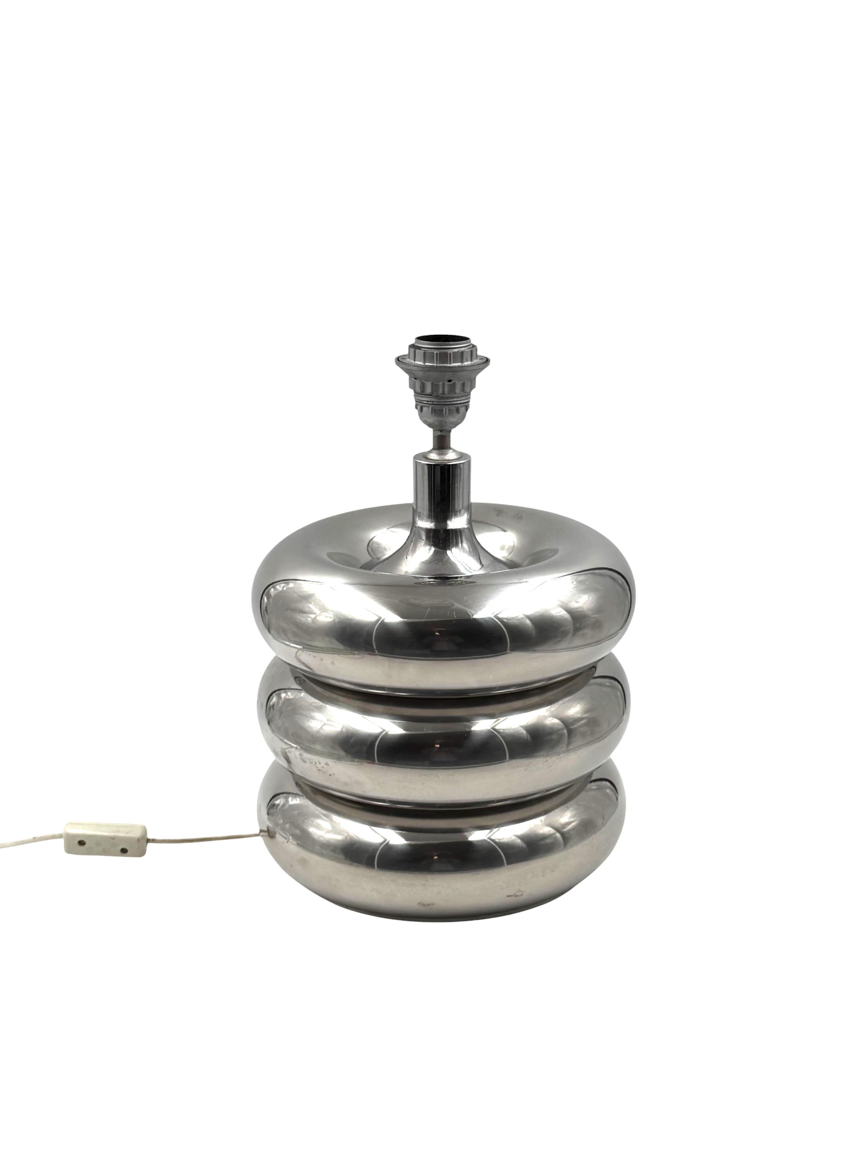 Metallo Hollywood regency chromed table lamp base, Luci Italy, 1970s in vendita