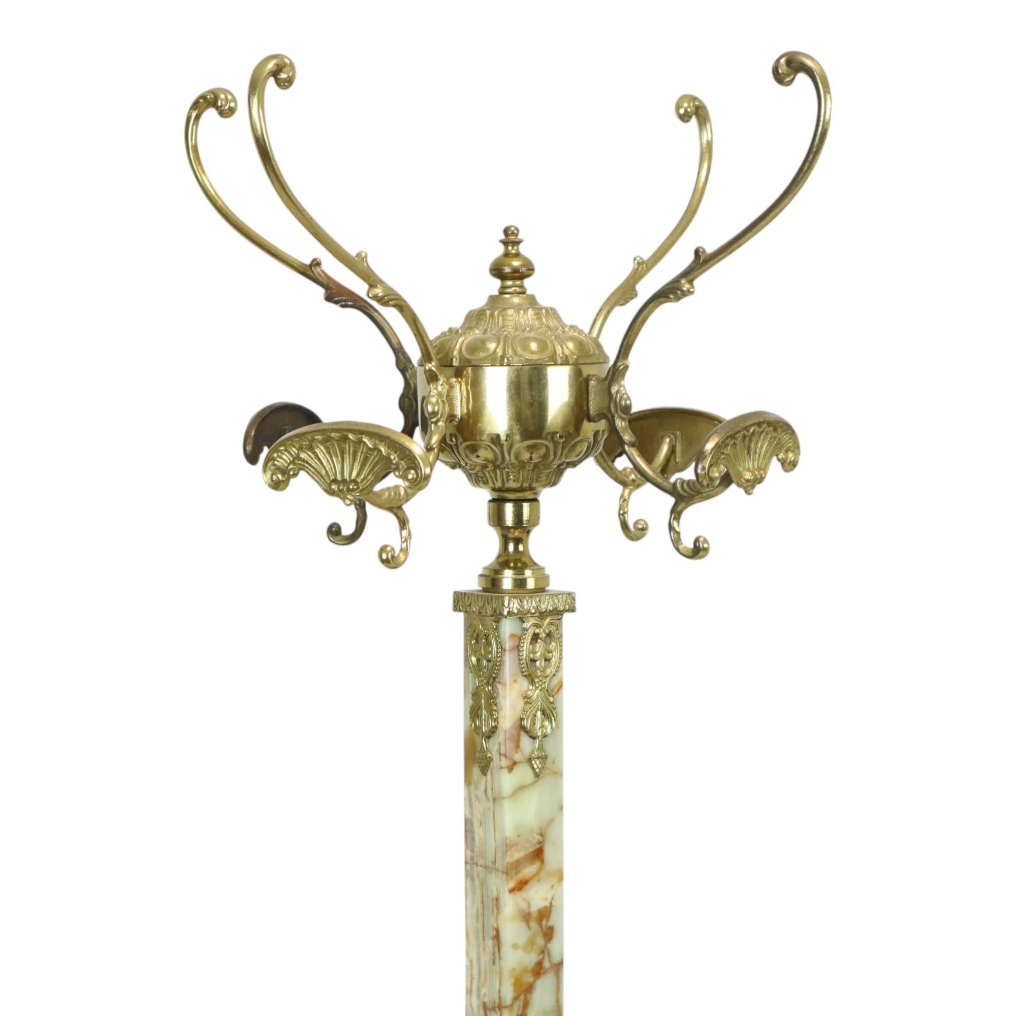 Hollywood Regency Coat Rack Onyx and Brass Fifties 167cm in vendita 6