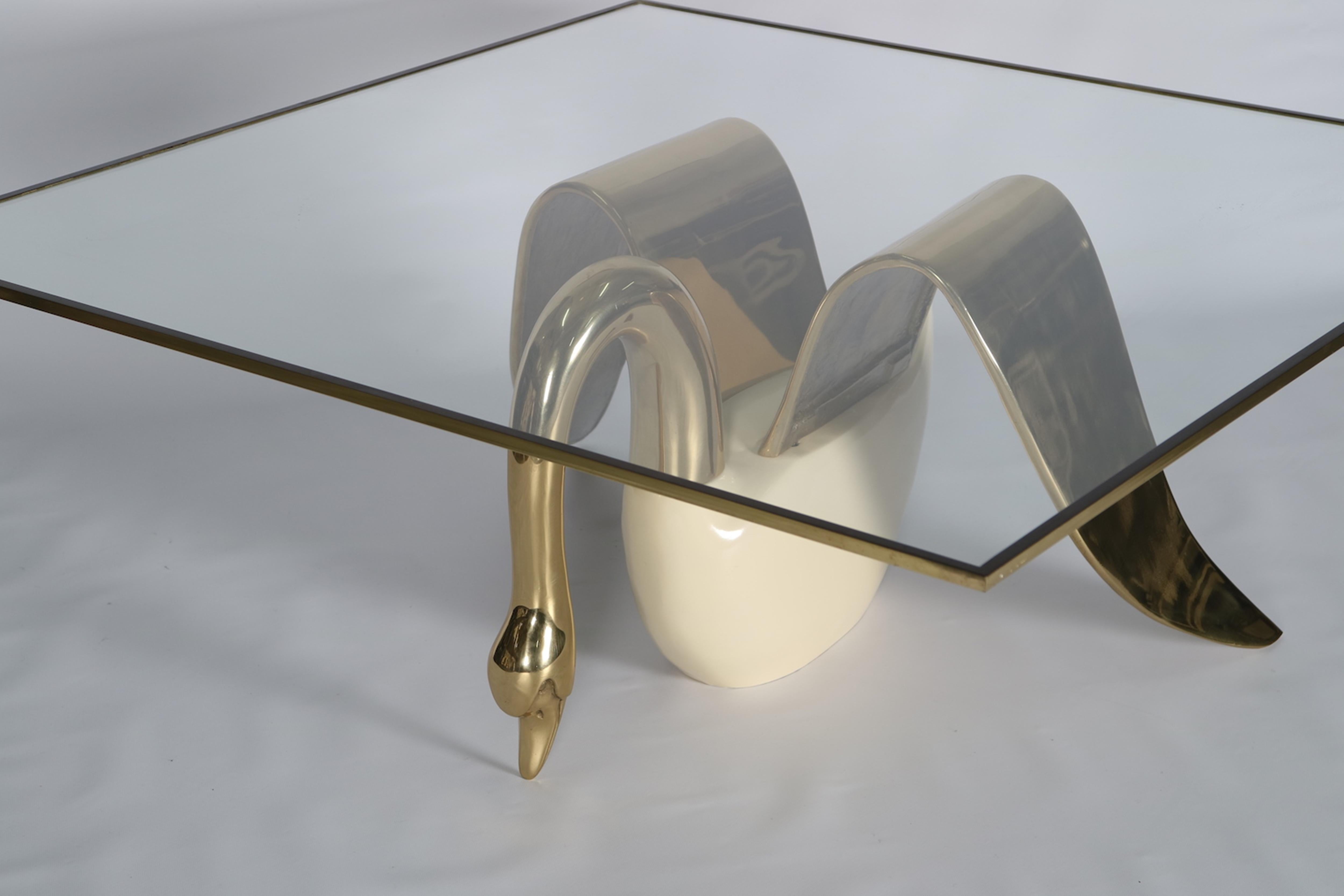 Hollywood Regency Cocktail Table with Swan Base in Brass In Excellent Condition In New York, NY