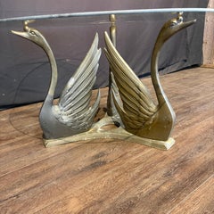 Tavolino da caffè o da cocktail in stile Hollywood Regency con base a forma di cigno e piano in vetro